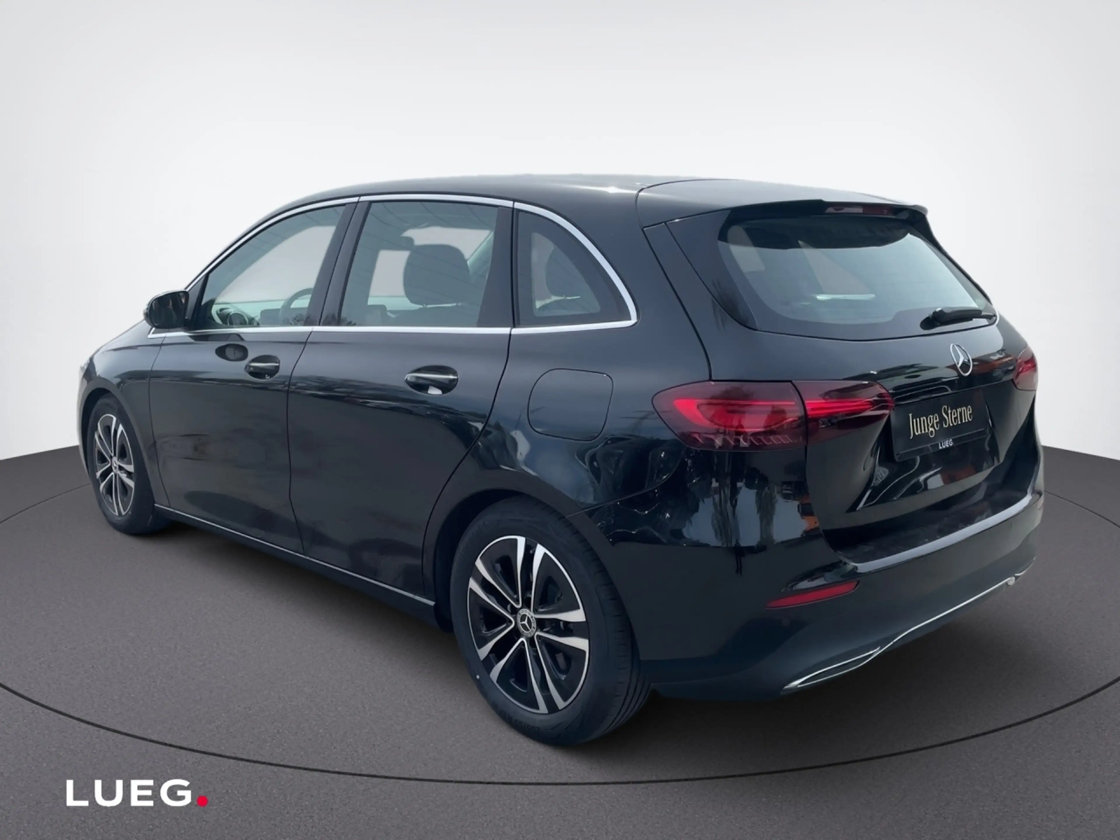 Mercedes-Benz B 200 PROGRESSIVE+AHK+DISTRONIC+RÜCKFKAM+LENKRHZ — photo 4