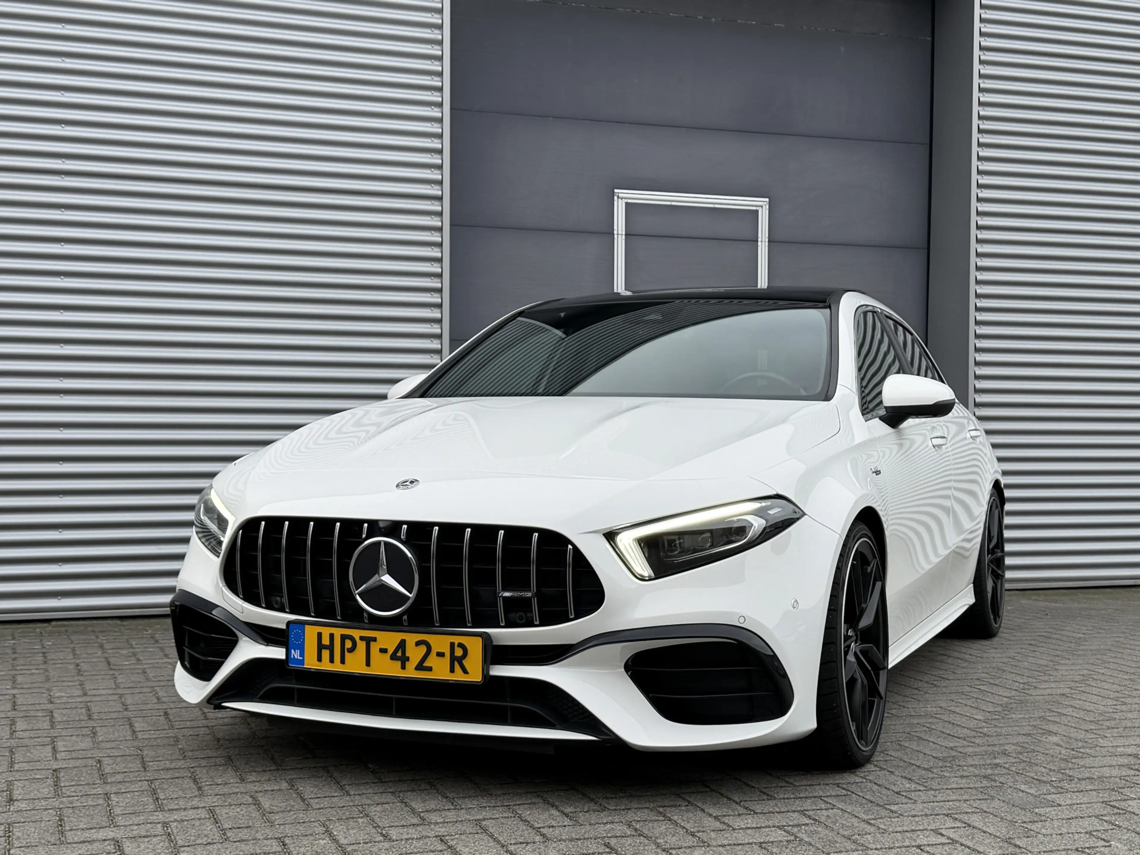 Mercedes-Benz A 45 AMG 4MATIC+ I AUT. I 388 PK I CAMERA I PANO.DAK — photo 2