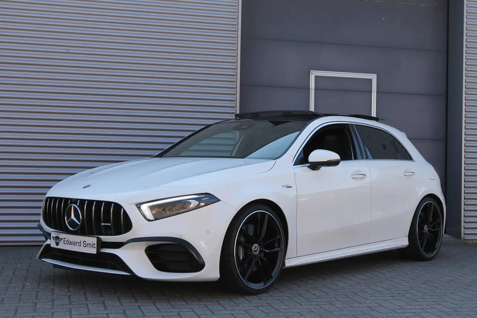 Mercedes-Benz A 45 AMG 4MATIC+ I AUT. I 388 PK I CAMERA I PANO.DAK Weiß - 1