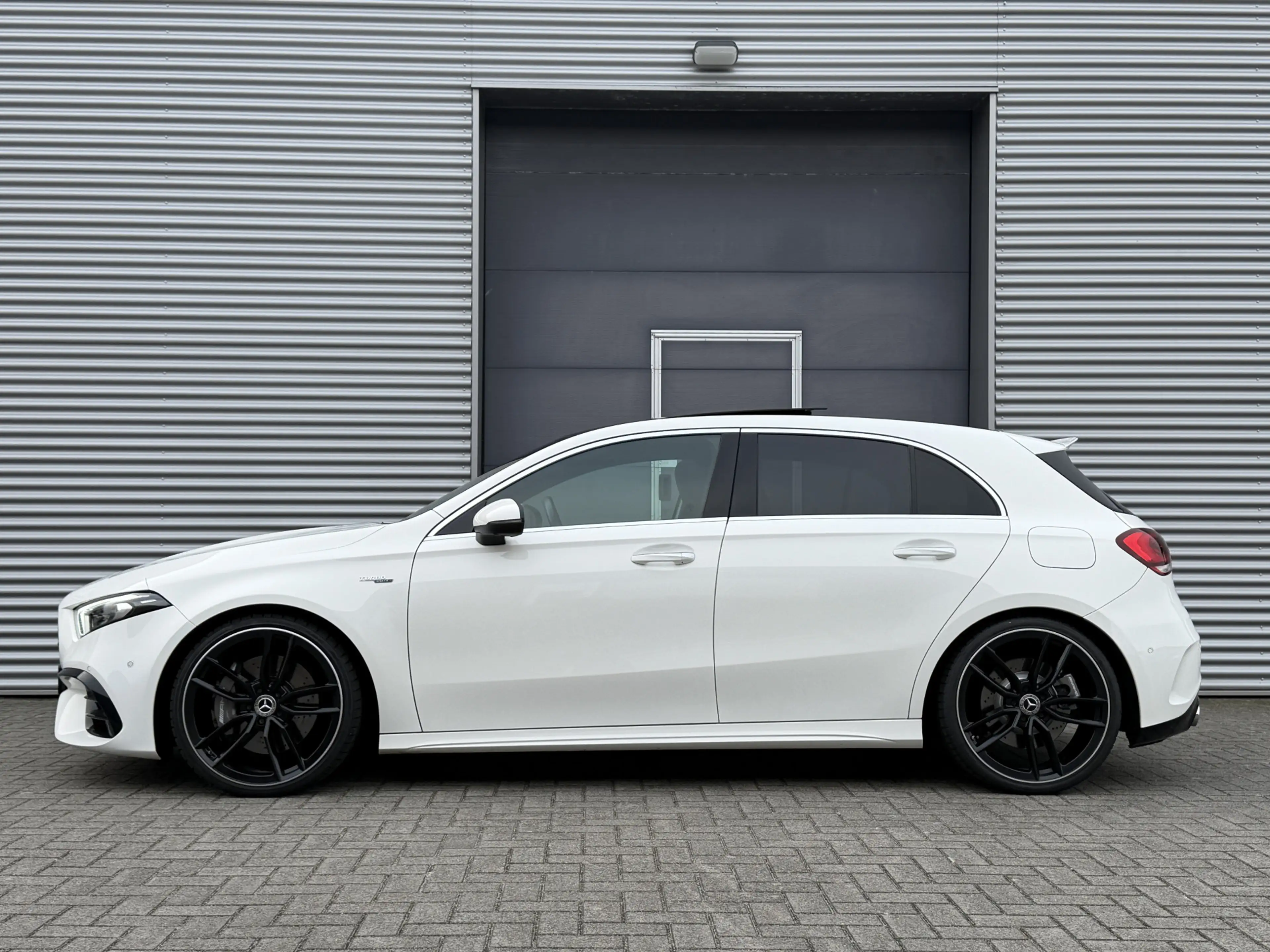 Mercedes-Benz A 45 AMG 4MATIC+ I AUT. I 388 PK I CAMERA I PANO.DAK — photo 3