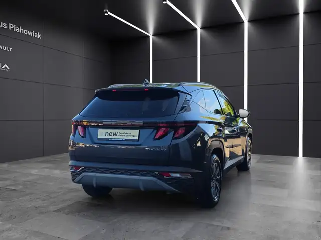 Hyundai Tucson view 3