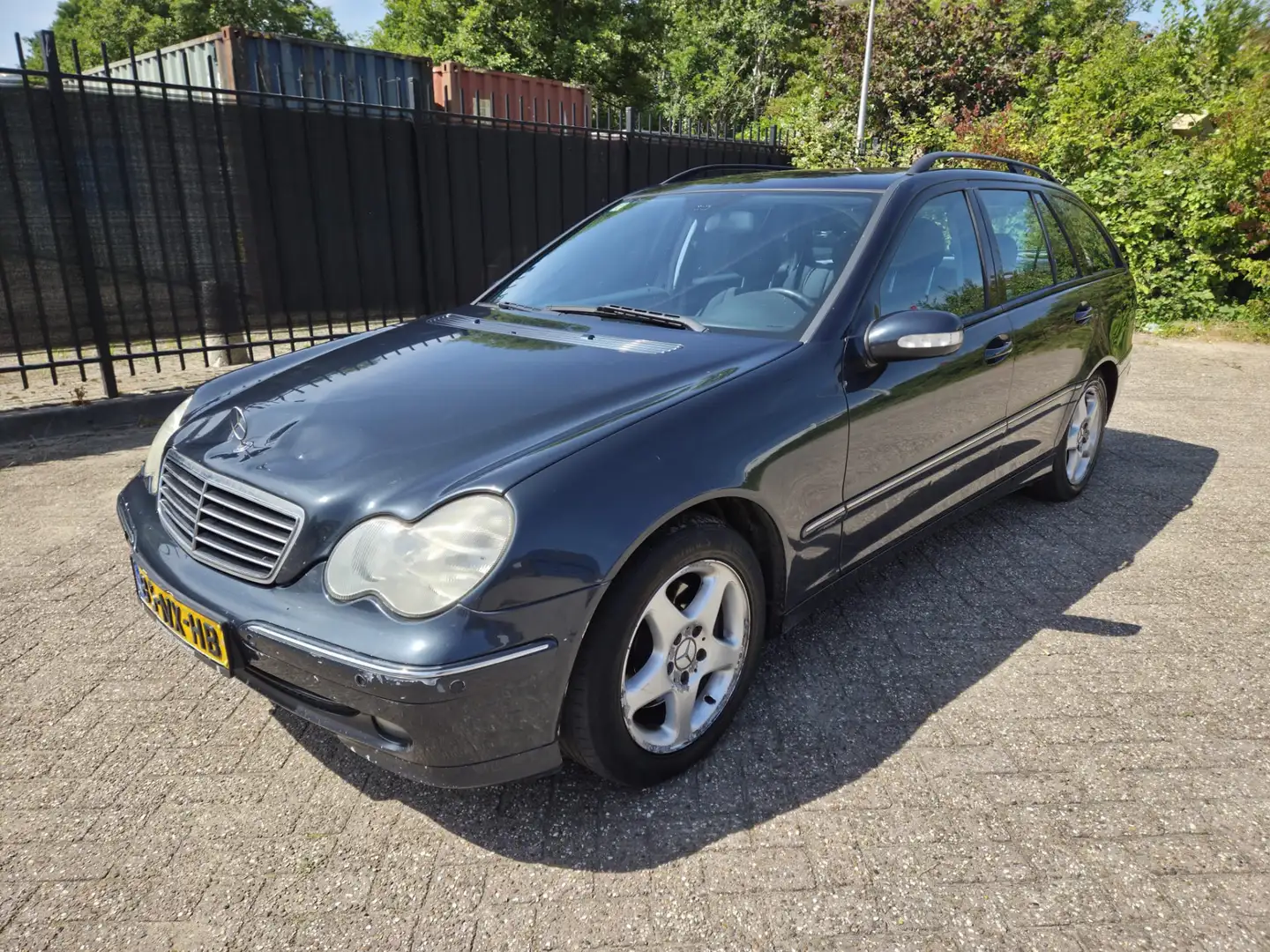 Mercedes-Benz C 240 Combi Avantgarde Noir - 1