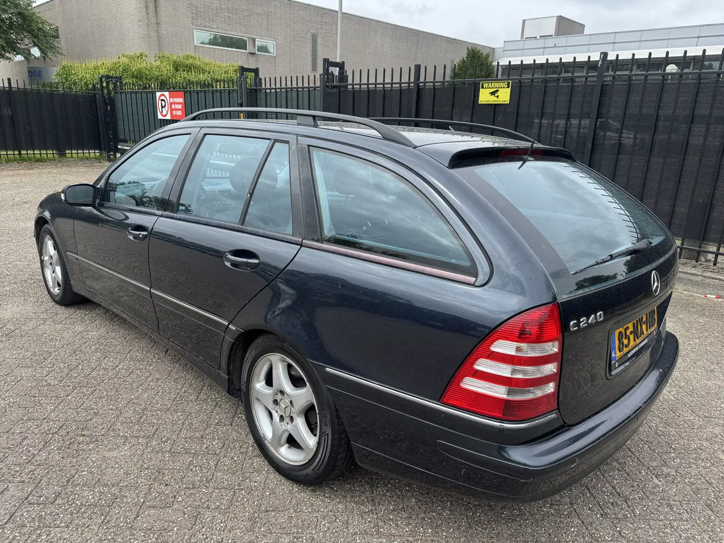 Mercedes-Benz C 240 Combi Autom/Tiptr Avantgarde LPG G3 Noir - 2