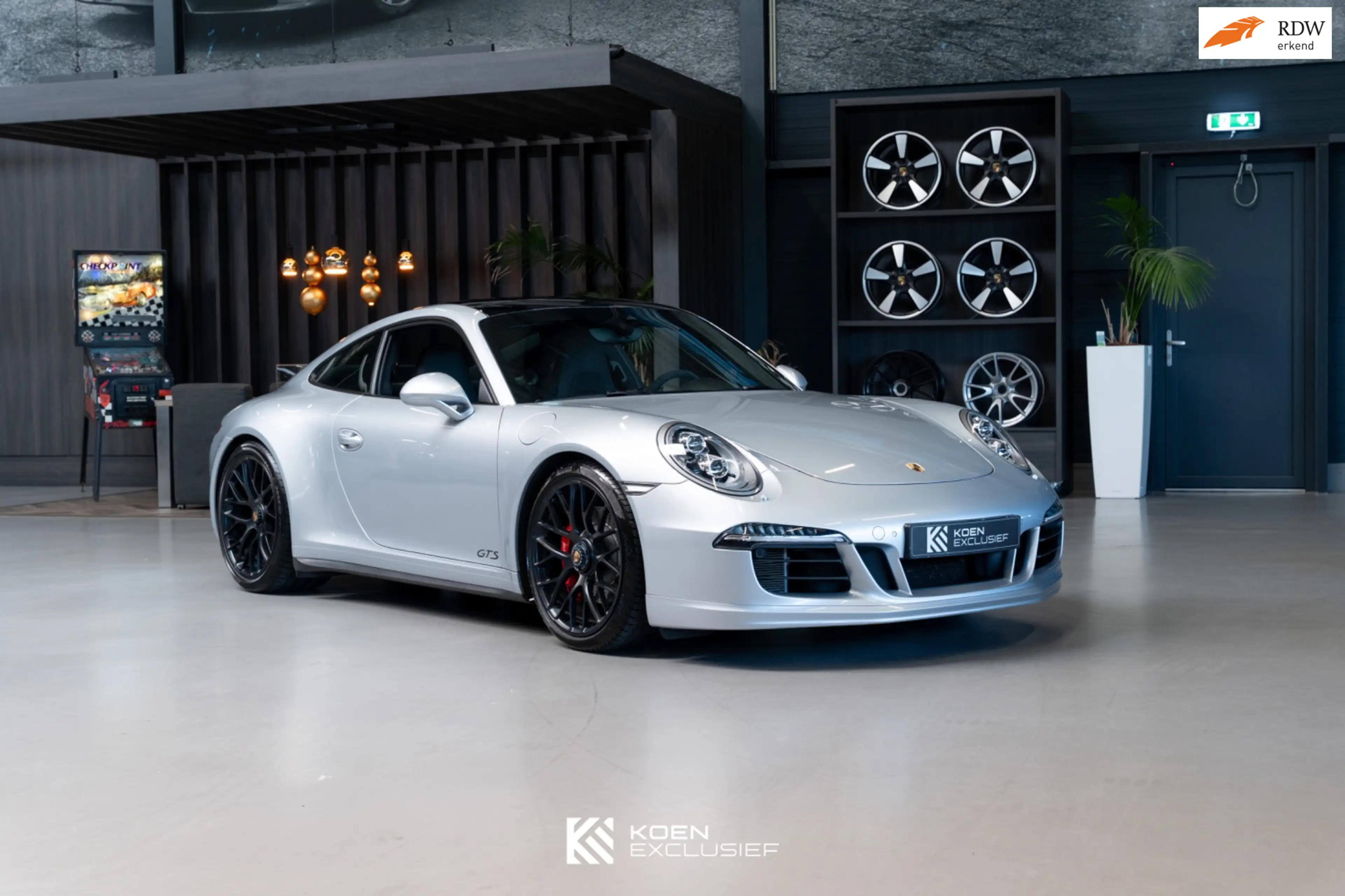 Porsche 991 991 3.8 Carrera GTS NL geleverd , Porsche -20mm sp