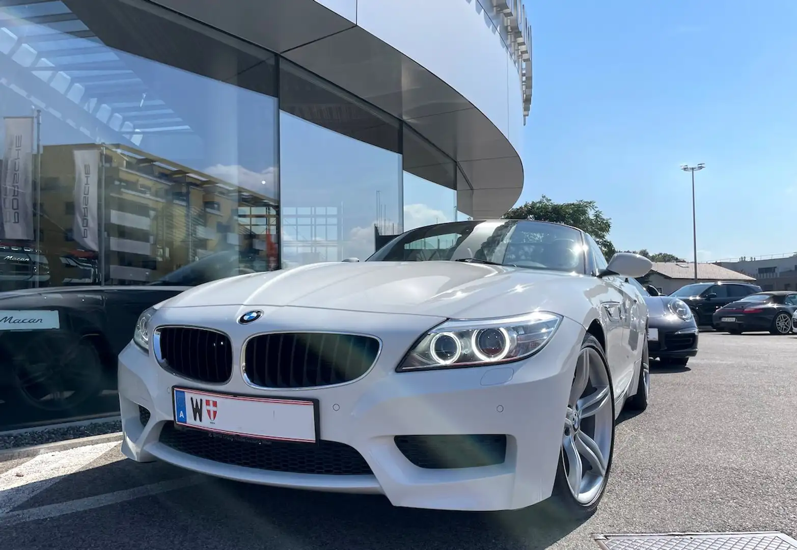 BMW Z4 **sDrive 20i - Top Zustand, Vollausstattung** Weiß - 1