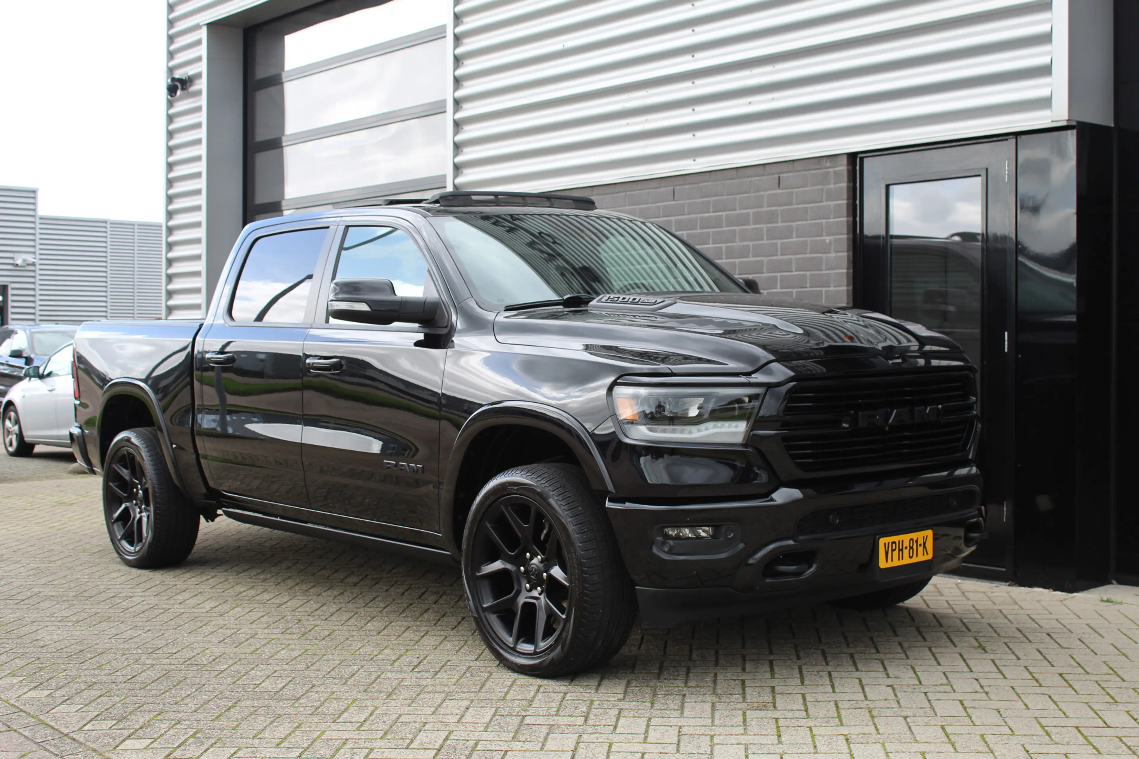 Dodge RAM 1500 5.7 V8 4x4 Crew Cab Laramie / Luchtvering / P — photo 6
