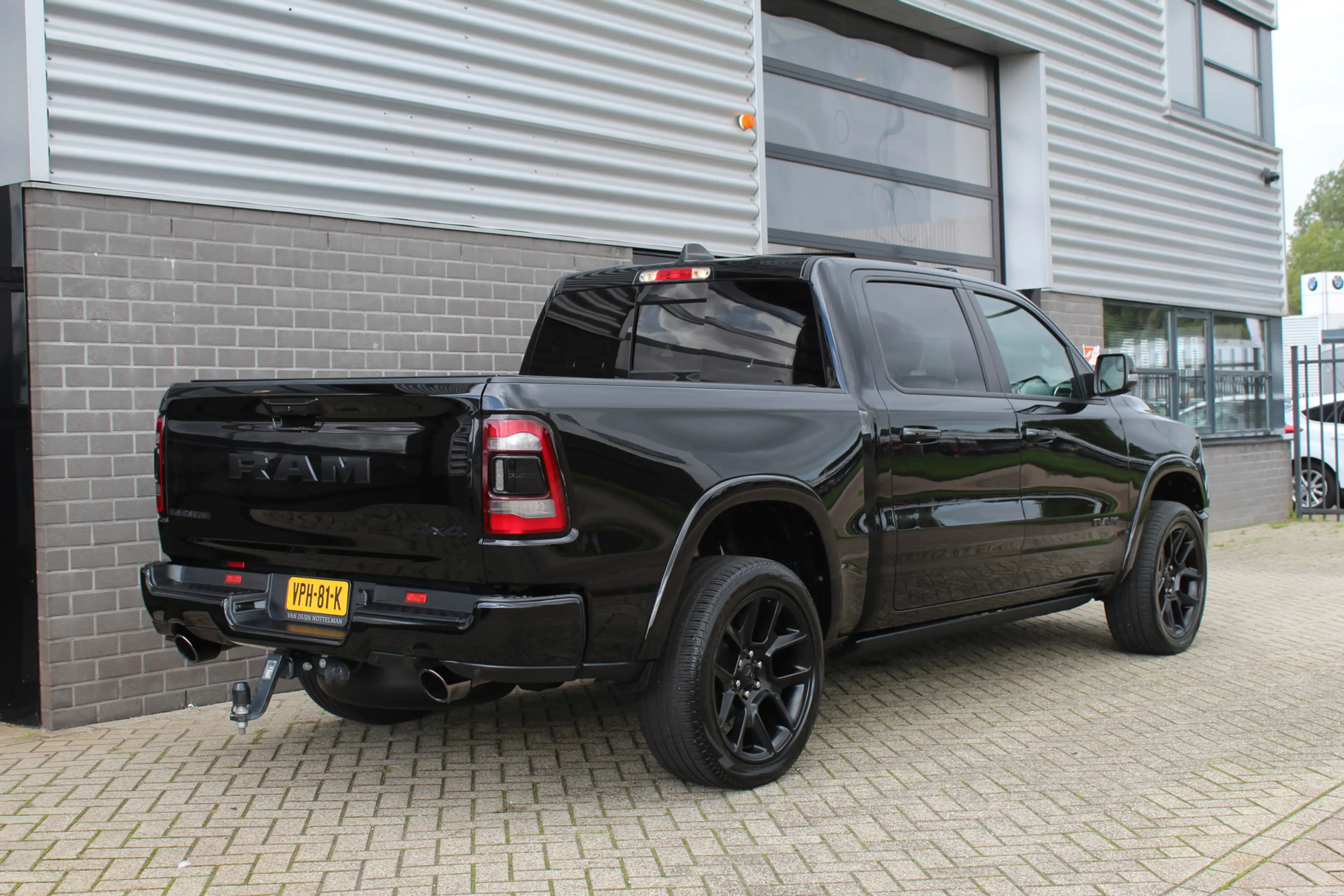 Dodge RAM 1500 5.7 V8 4x4 Crew Cab Laramie / Luchtvering / P — photo 5