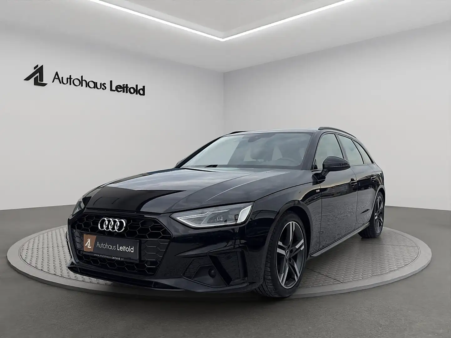 Audi A4 Avant 35 2.0 TDI S-tronic 2xS-LINE AHK PANO CAM... Schwarz - 1