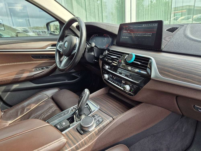 BMW 540 d xDrive Aut. — photo 12