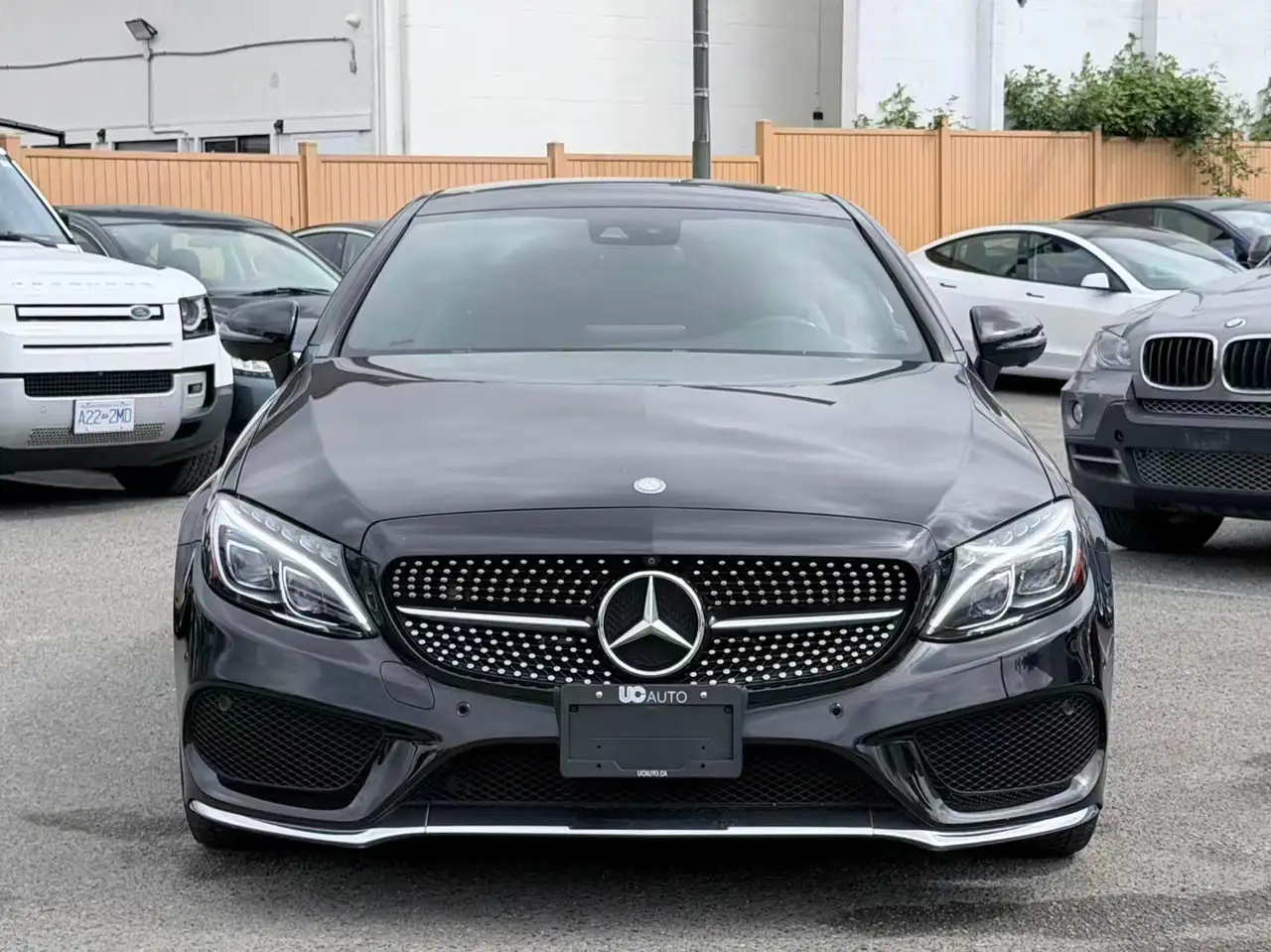 Mercedes-Benz C-Class снимка Mercedes-Benz C-Class