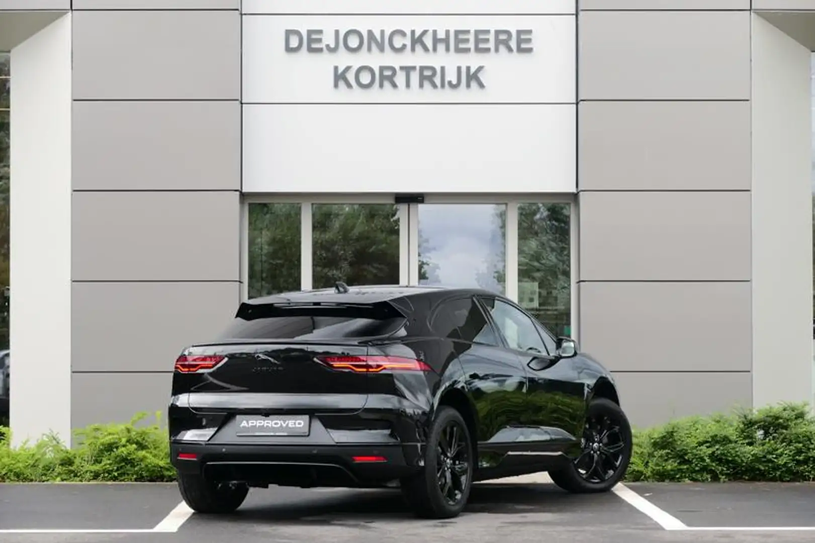Jaguar I-Pace EV400 R-Dynamic SE AWD Auto. 2 Černá - 2