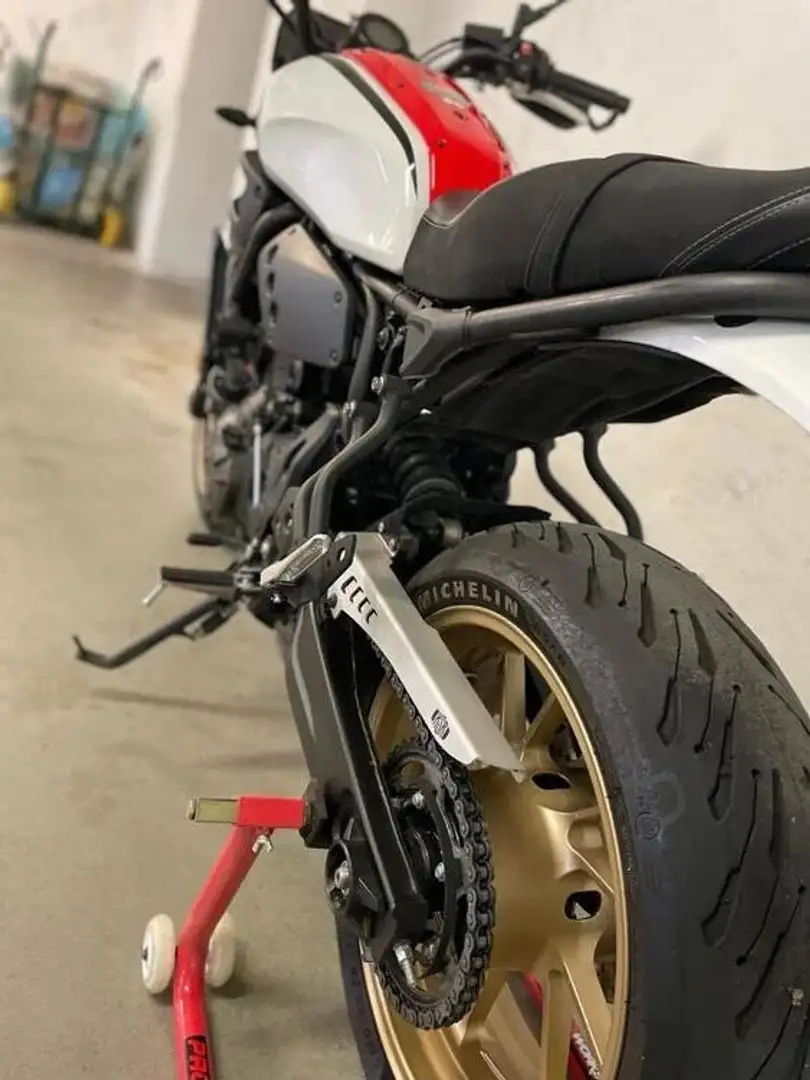 Yamaha XSR 700 Bianco - 2