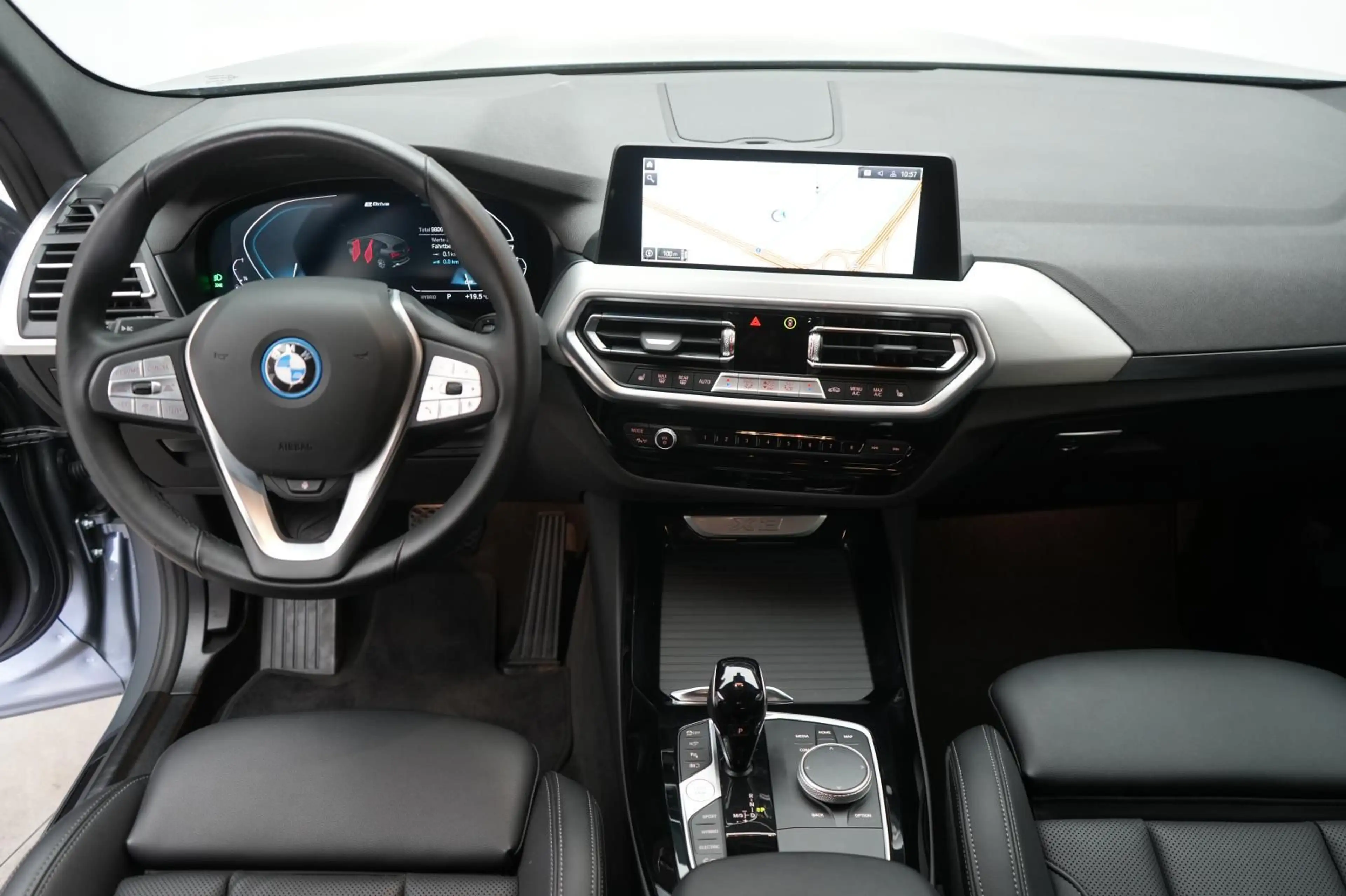 BMW X3 xDrive30e Leder/Kamera/Navi/LED — photo 15