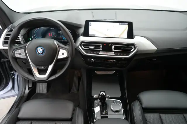 BMW X3 view 15