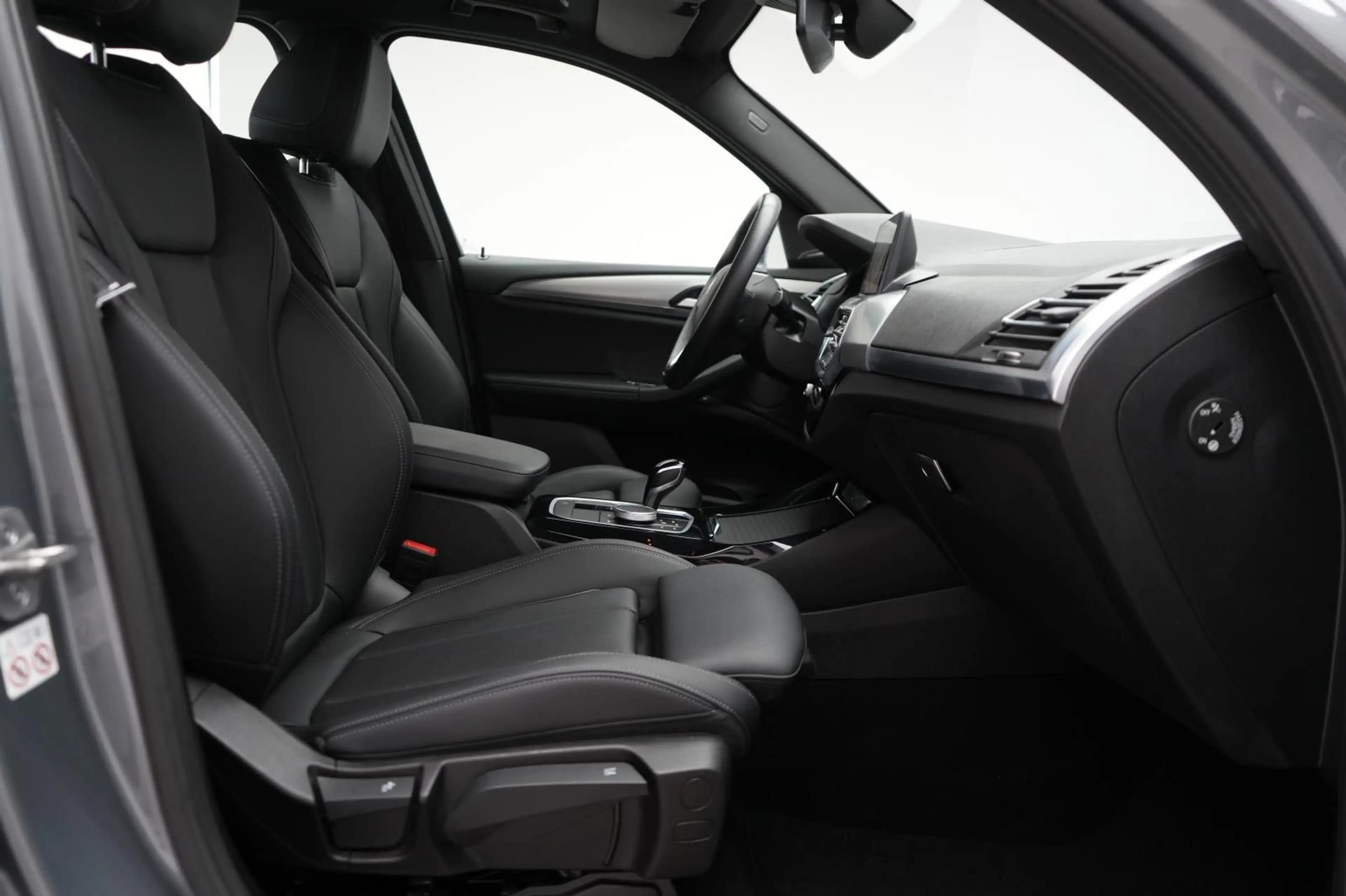 BMW X3 xDrive30e Leder/Kamera/Navi/LED — photo 7