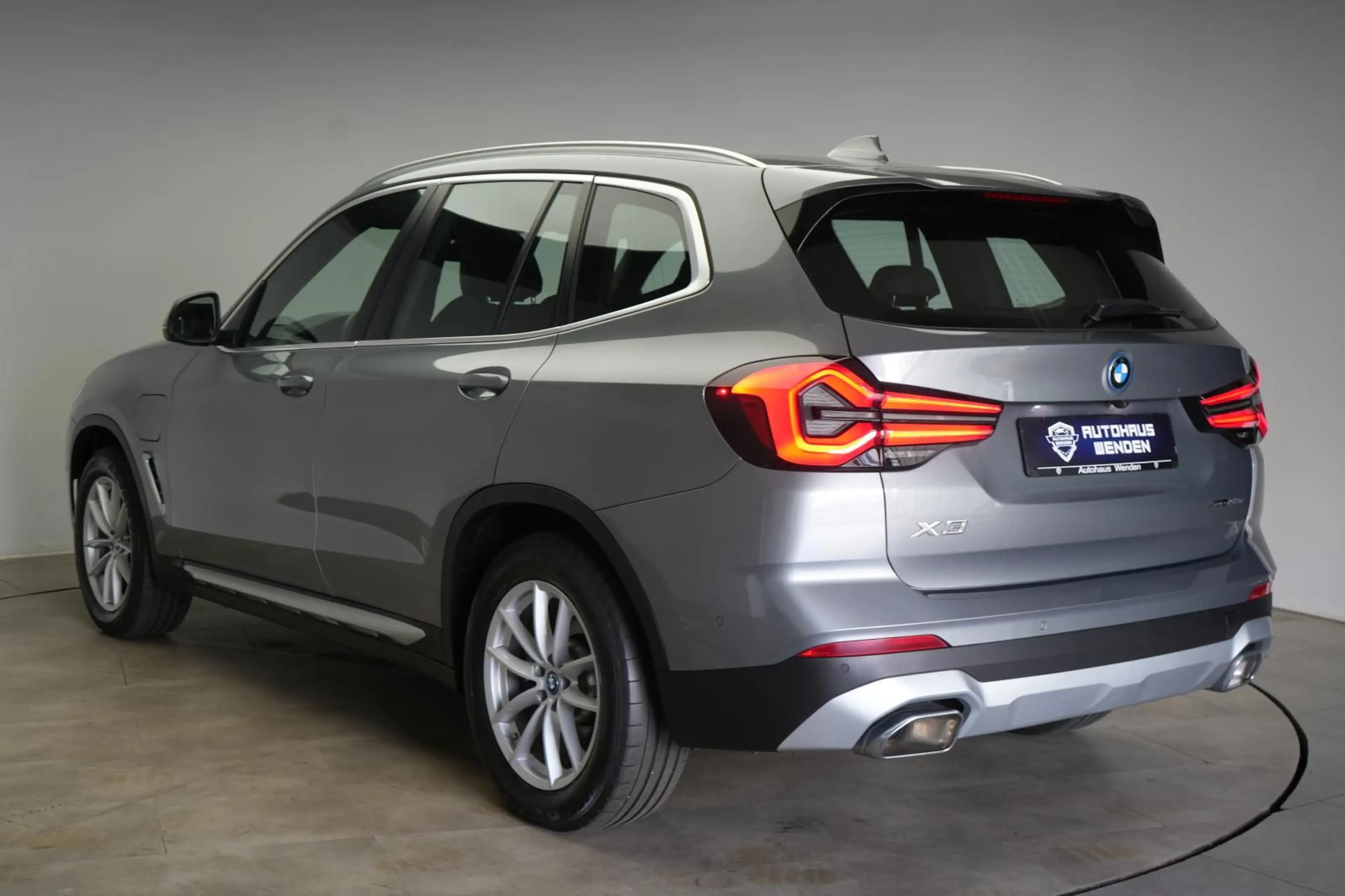 BMW X3 xDrive30e Leder/Kamera/Navi/LED — photo 5