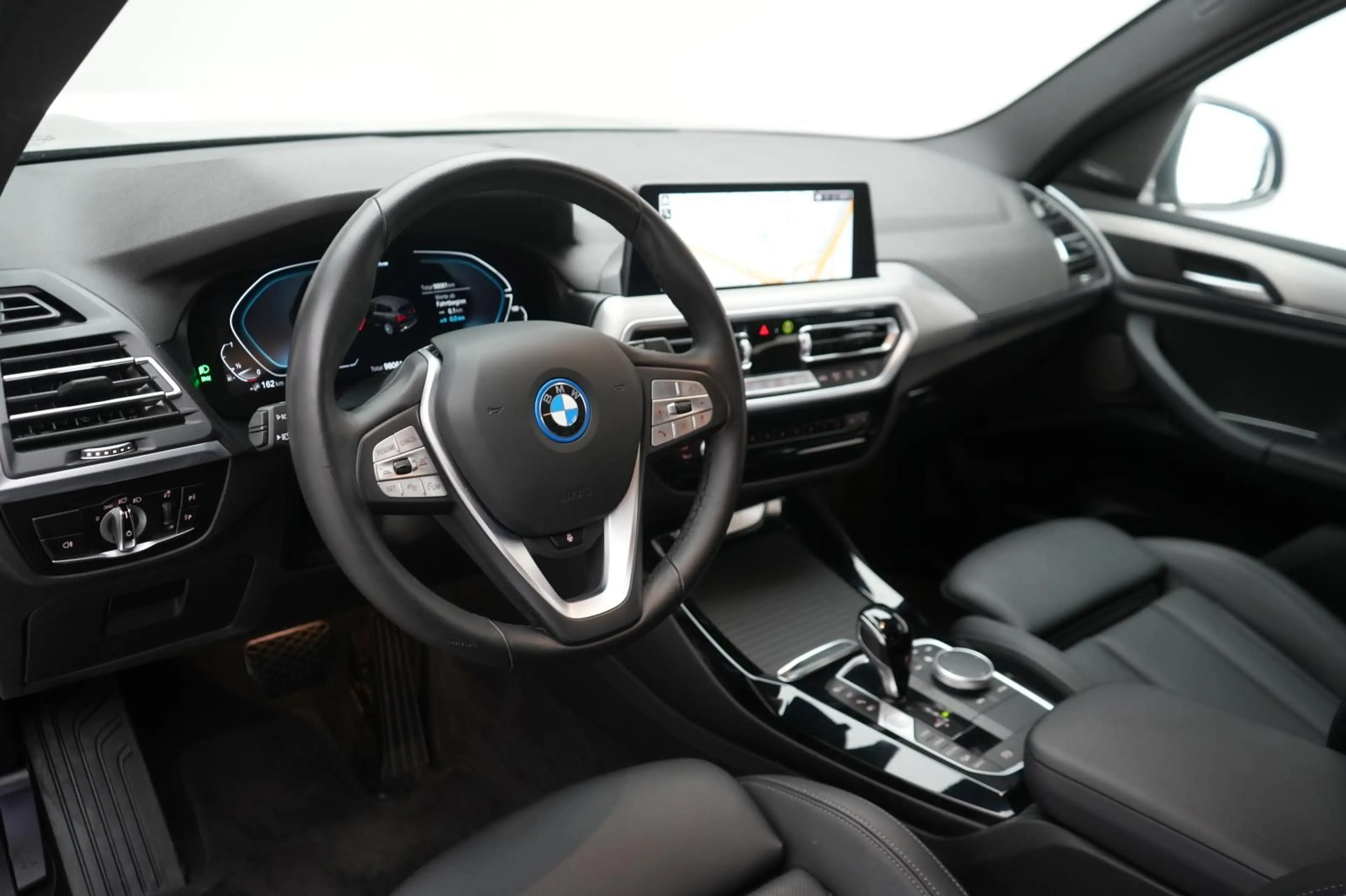 BMW X3 xDrive30e Leder/Kamera/Navi/LED — photo 14