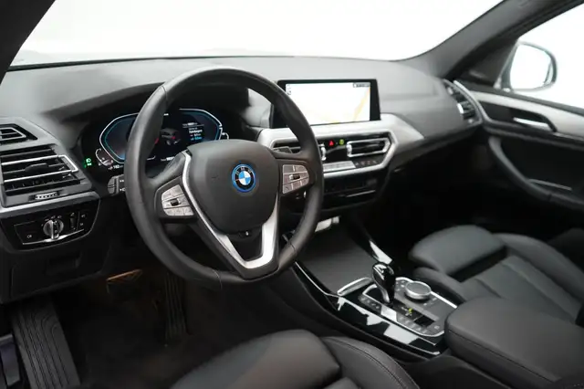 BMW X3 view 14