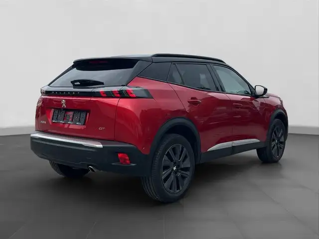 Peugeot 2008 view 5