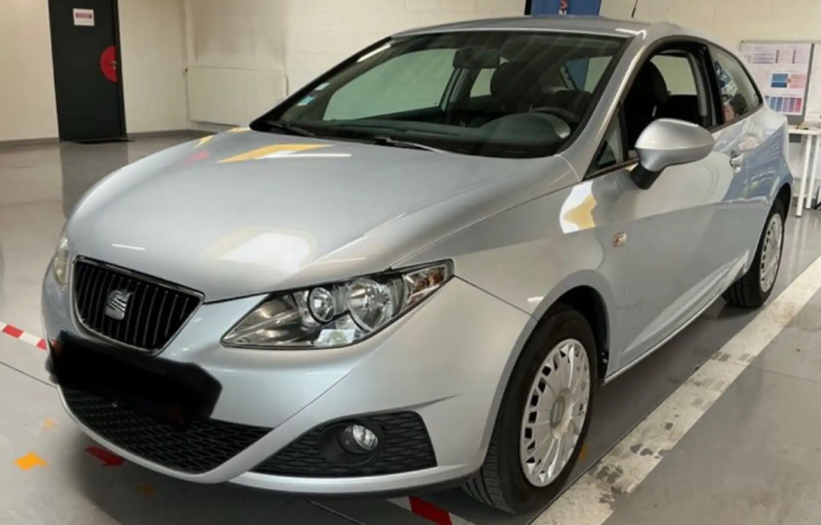SEAT Ibiza 1.4 16V STYLE 5P Gris - 1