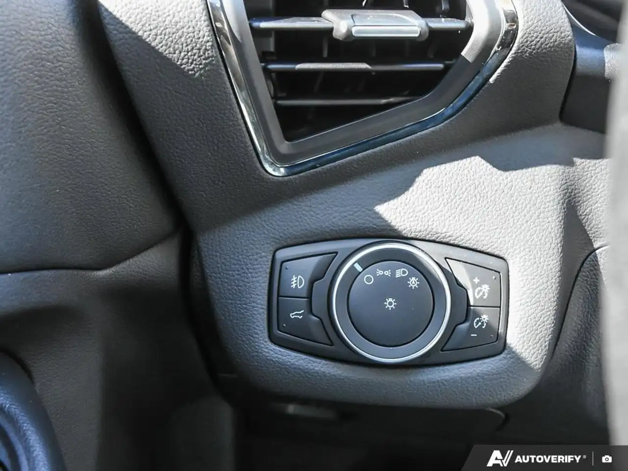 Ford Escape photo Ford Escape