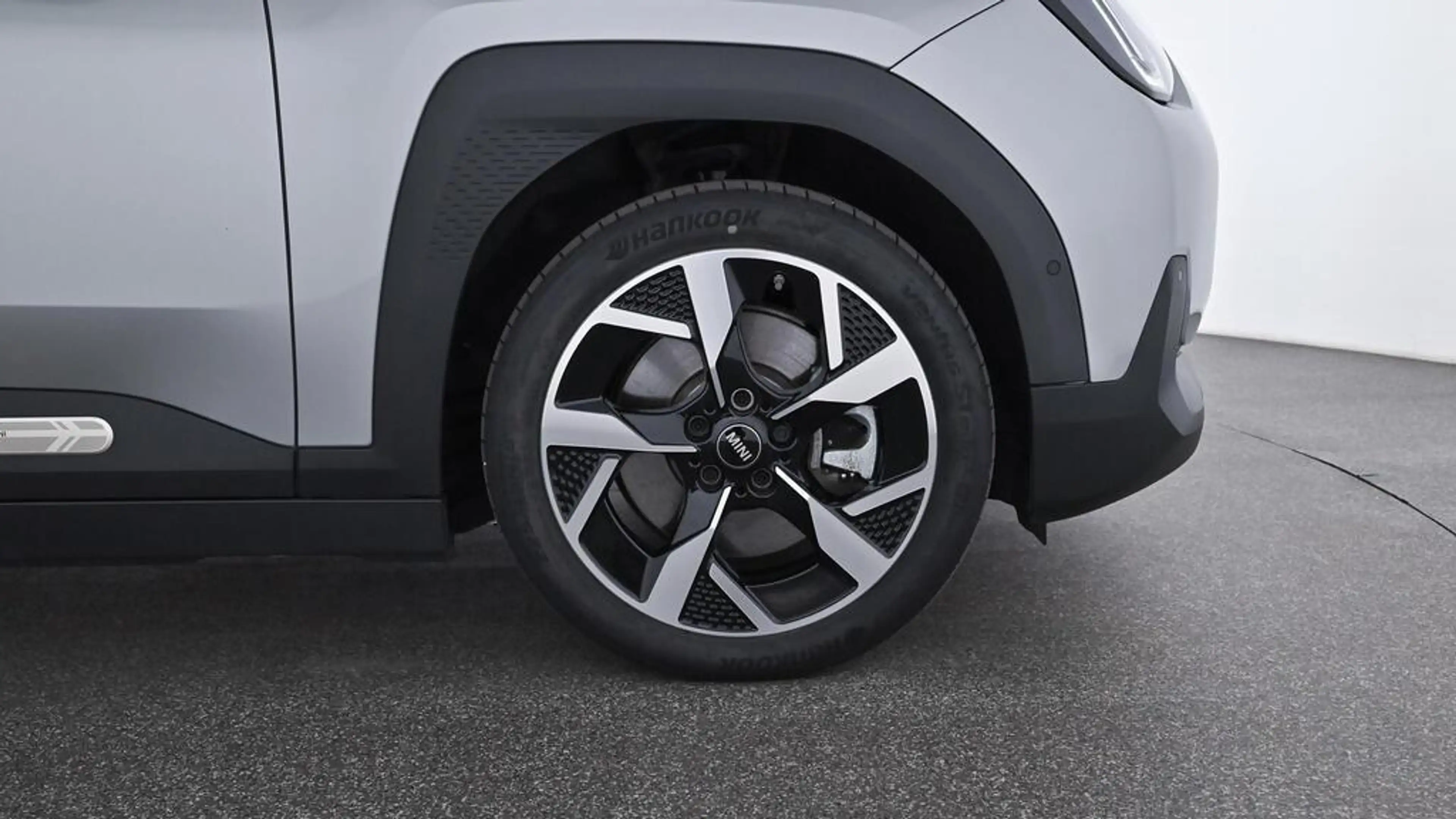 MINI Aceman Classic Trim — photo 12