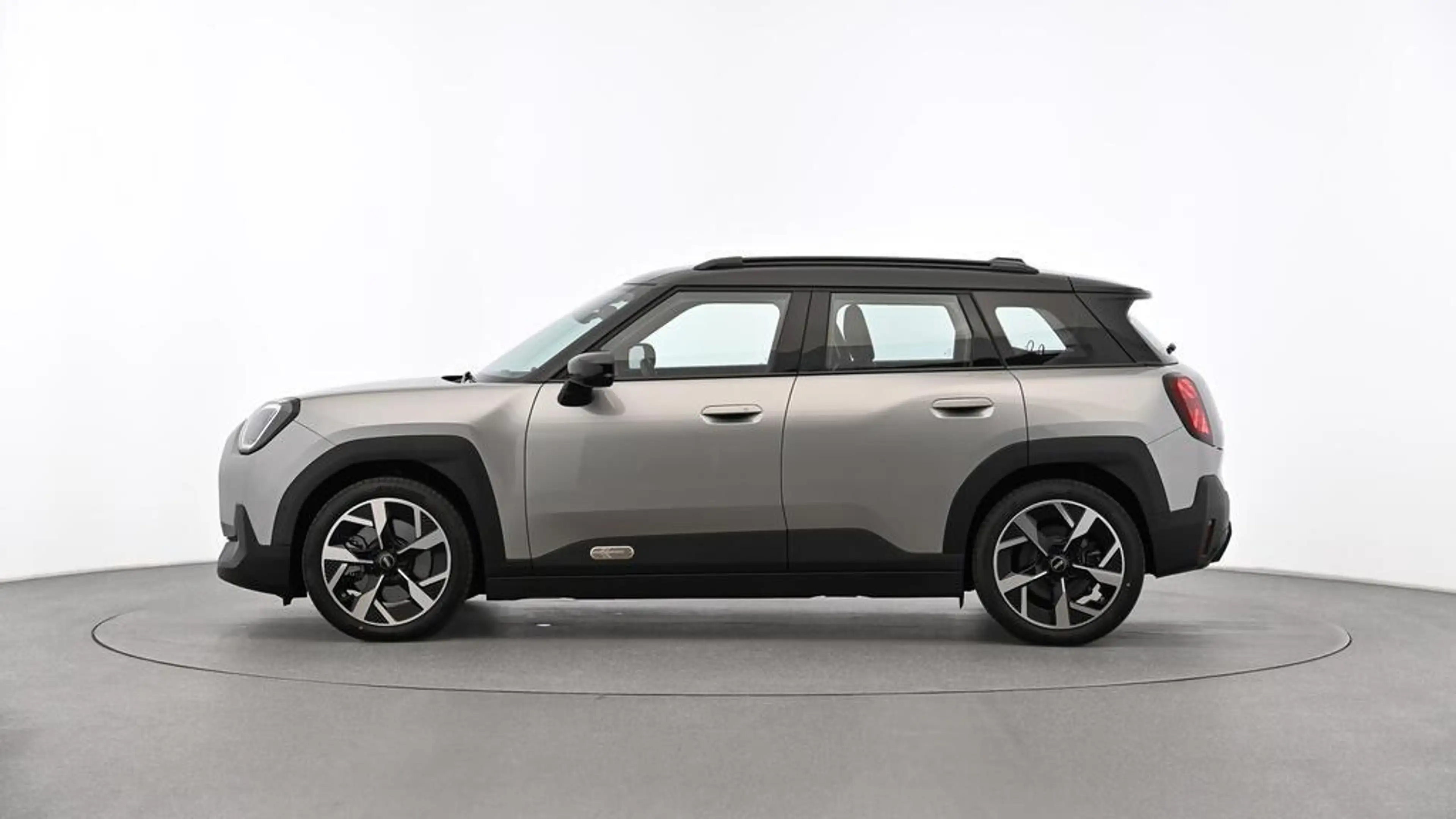 MINI Aceman Classic Trim — photo 2