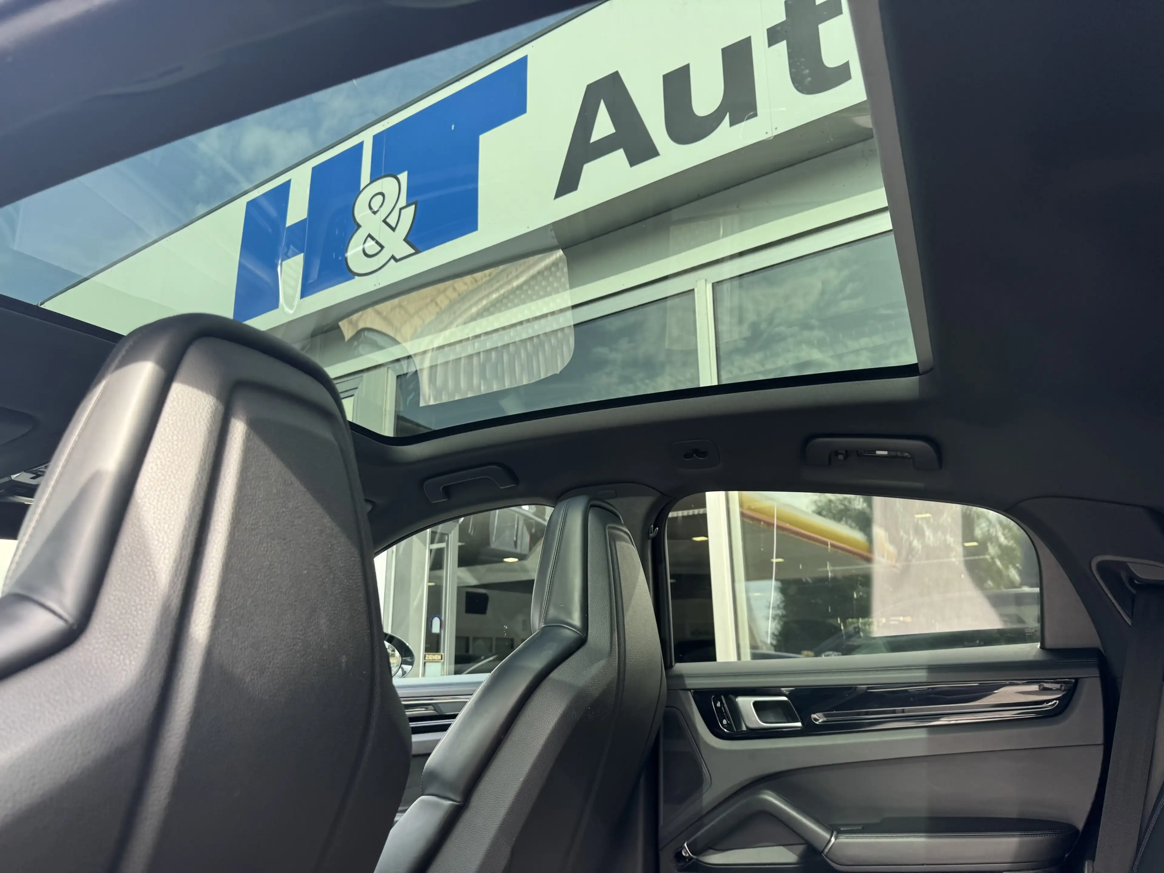 Porsche Cayenne Luftf. 18Wege 22 SportAbgas — photo 10