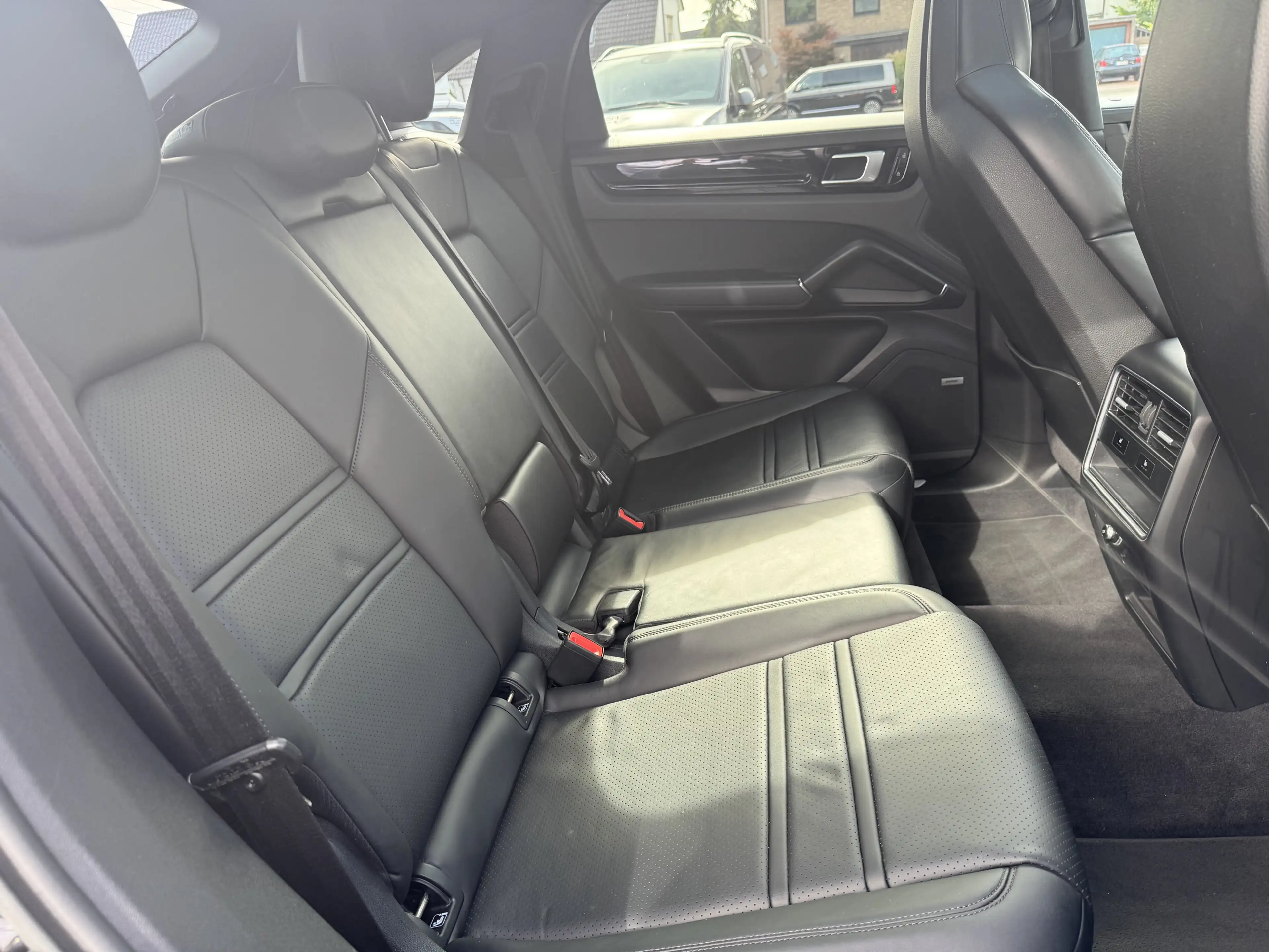 Porsche Cayenne Luftf. 18Wege 22 SportAbgas — photo 13