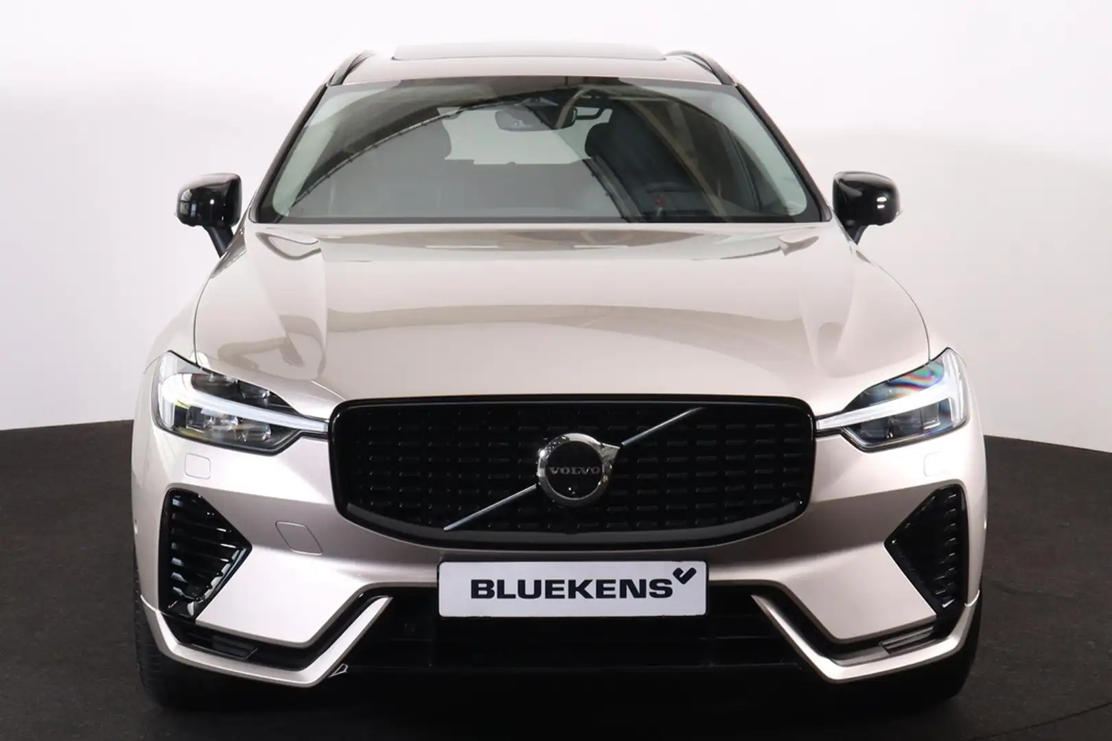 Volvo XC60 T6 Recharge AWD Ultra Dark - LONG RANGE - Luchtver Beige - 2