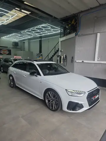 Audi A4 S LINE//CUIR//VIRTUAL COKPITT//GARANTIE