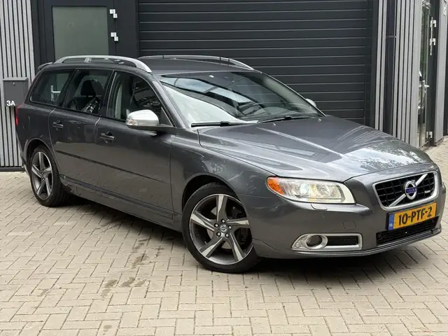 Volvo V70 2.0T R-Edition