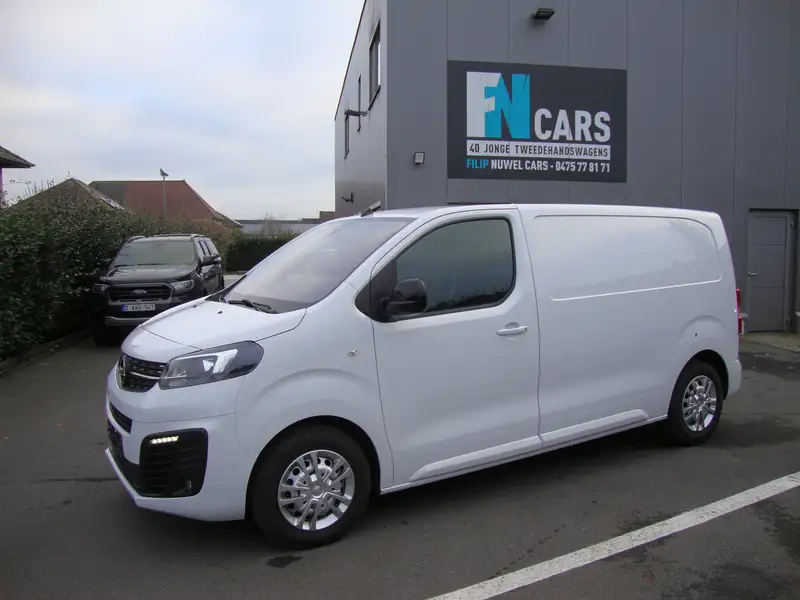 Opel Vivaro 120pk, L2, 3 pl, navi, camera, 16.860+btw, 2022
