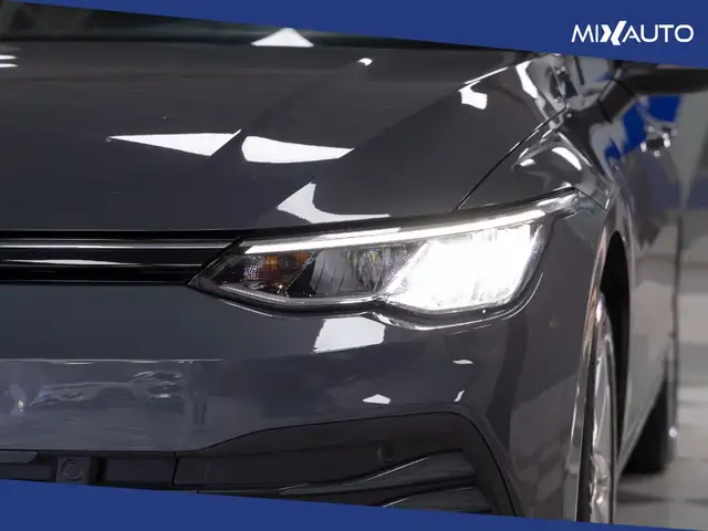 Volkswagen Golf view 9