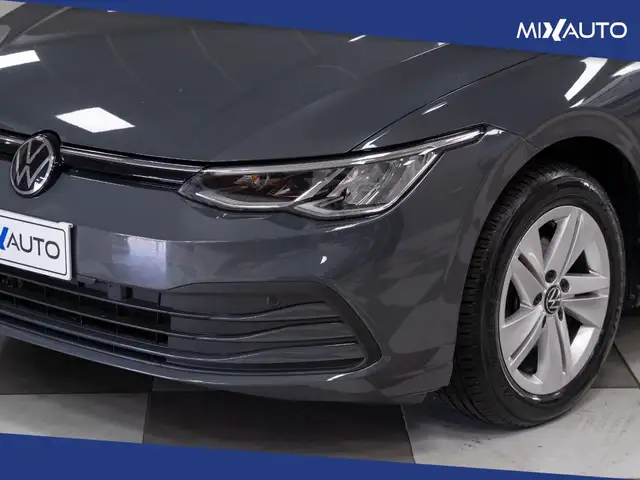 Volkswagen Golf view 8
