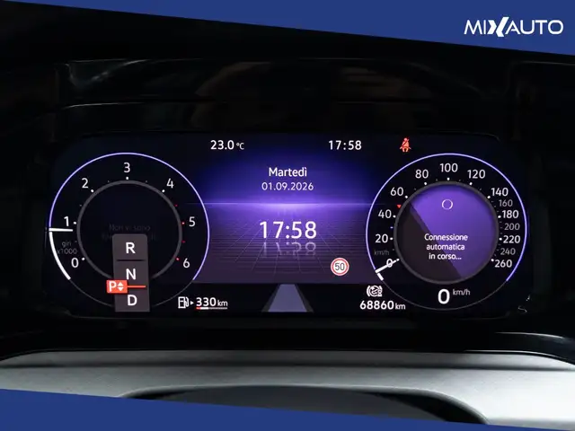 Volkswagen Golf view 14