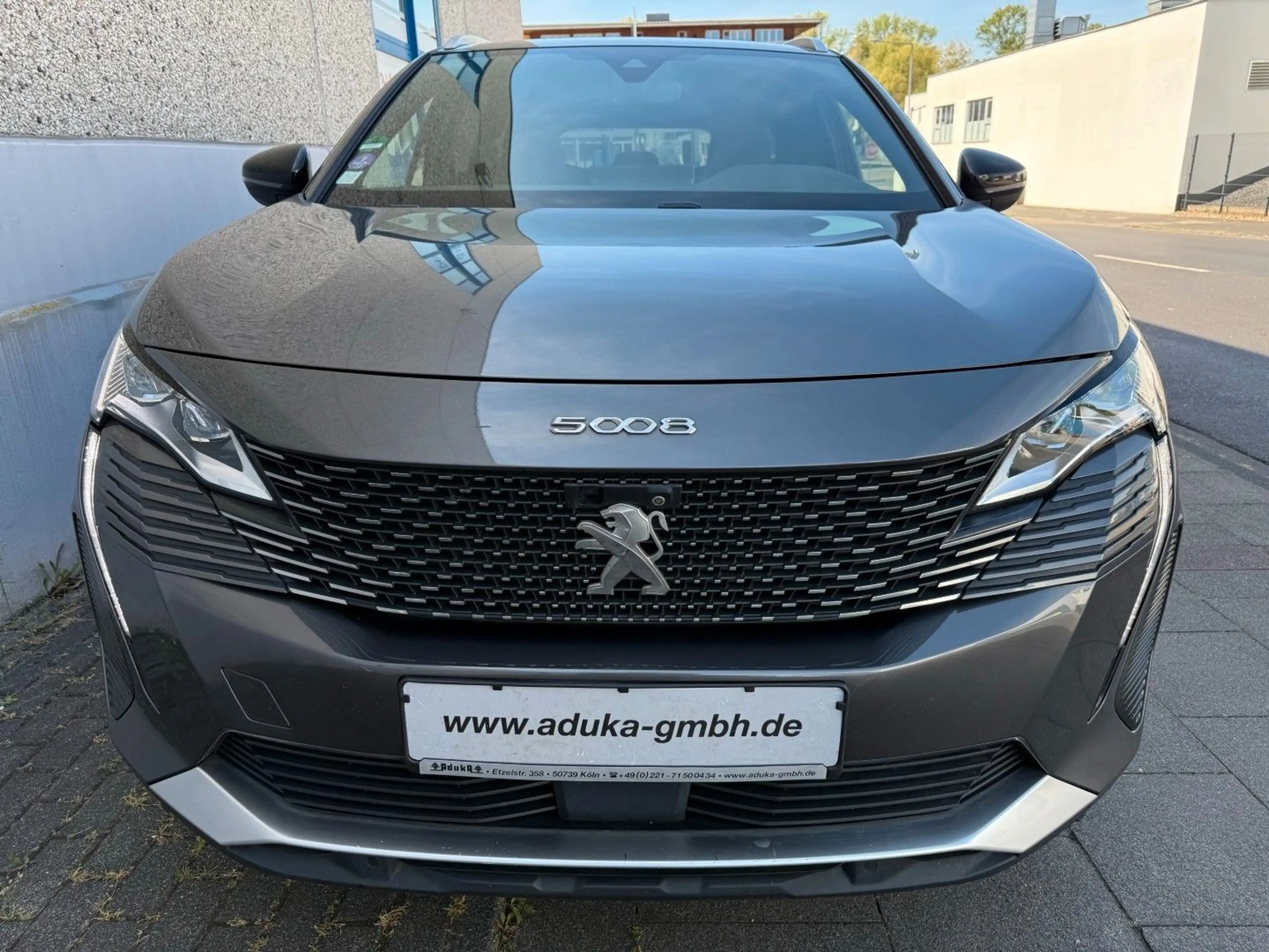 Peugeot 5008 PureTech 130 EAT8 GT Pano 360Kam AHK Leder — photo 4