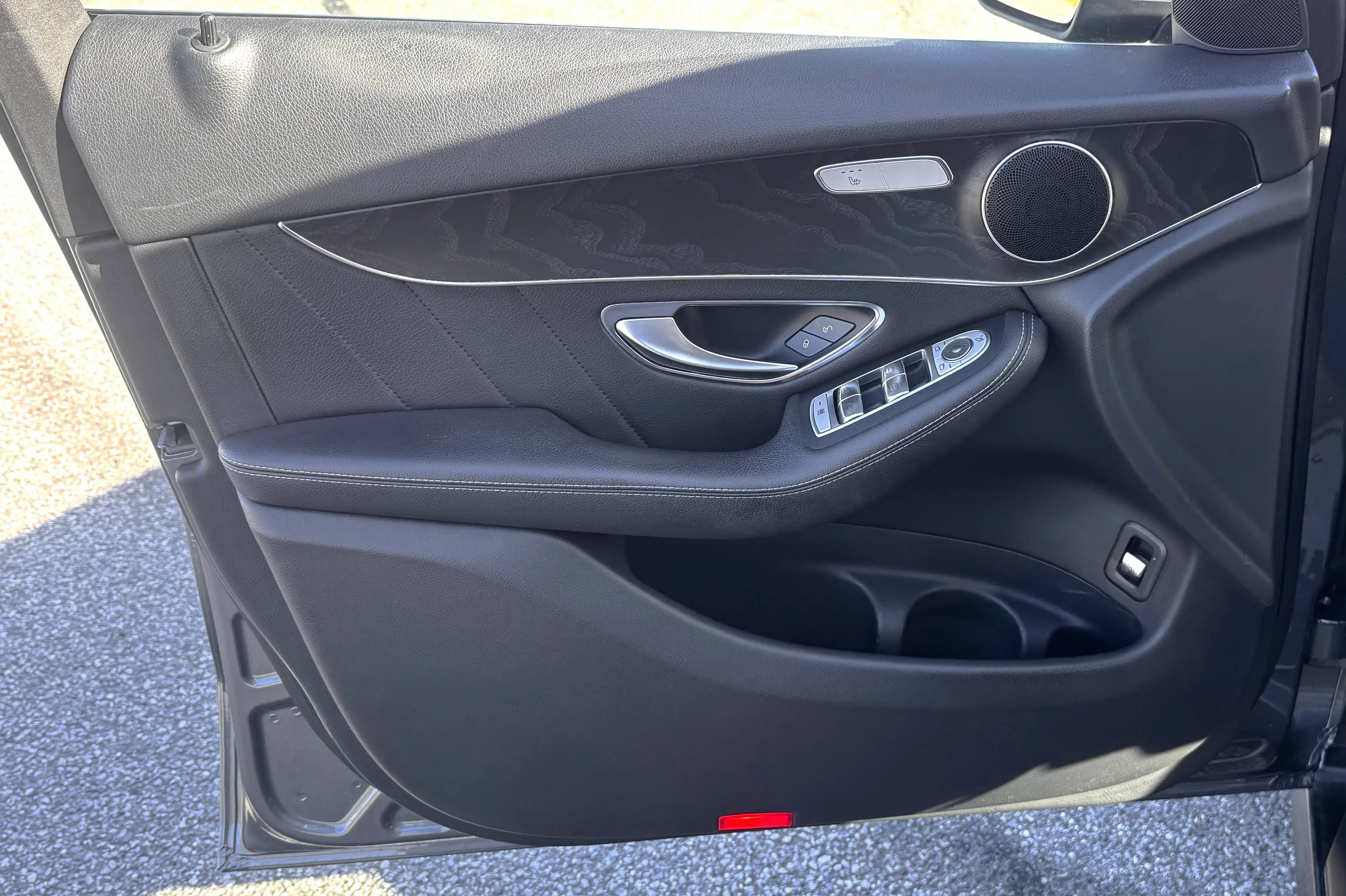 Mercedes-Benz GLC 250 d 4Matic Airmatic DC 360°Kamera AMG — photo 34
