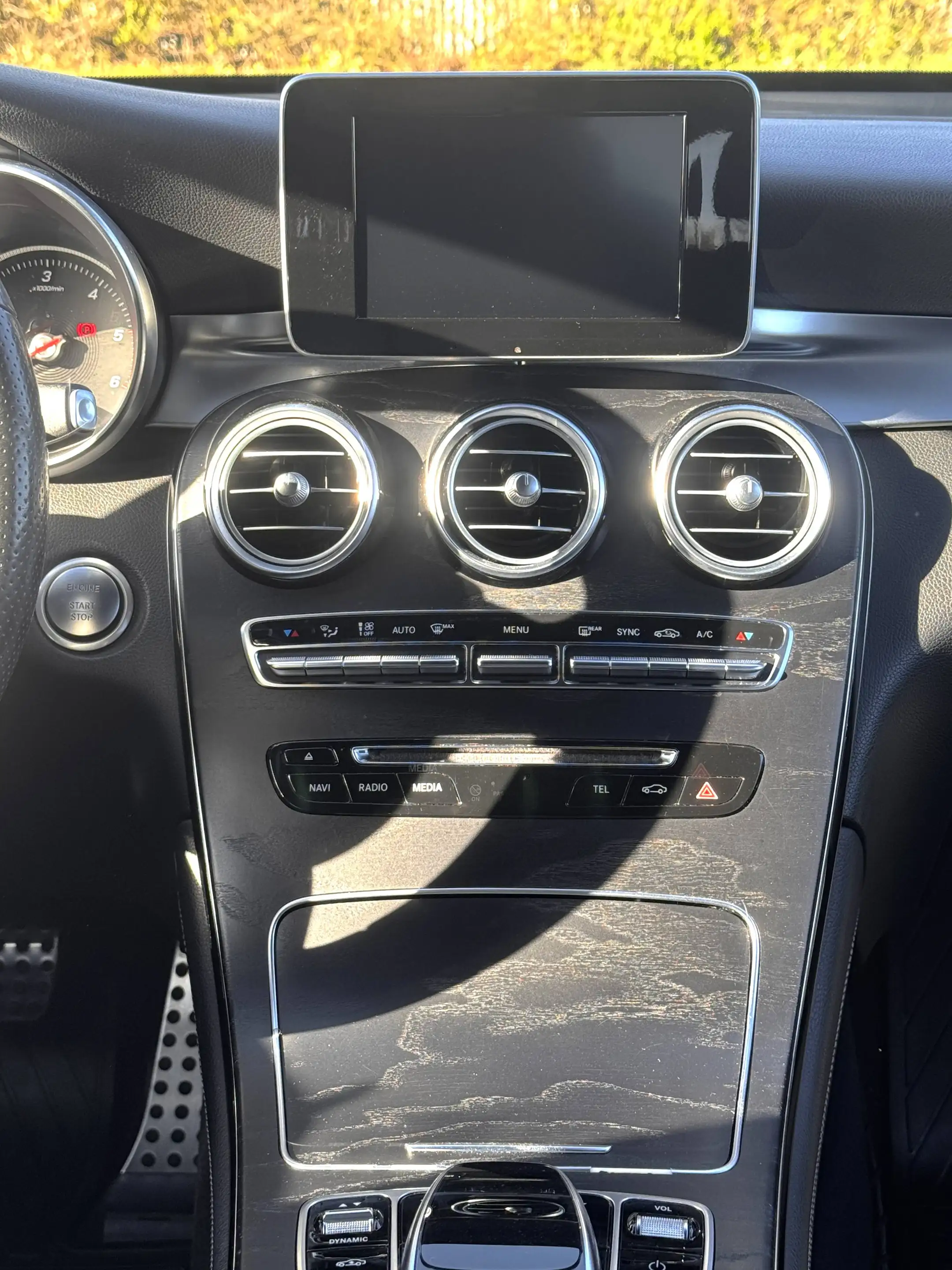 Mercedes-Benz GLC 250 d 4Matic Airmatic DC 360°Kamera AMG — photo 29
