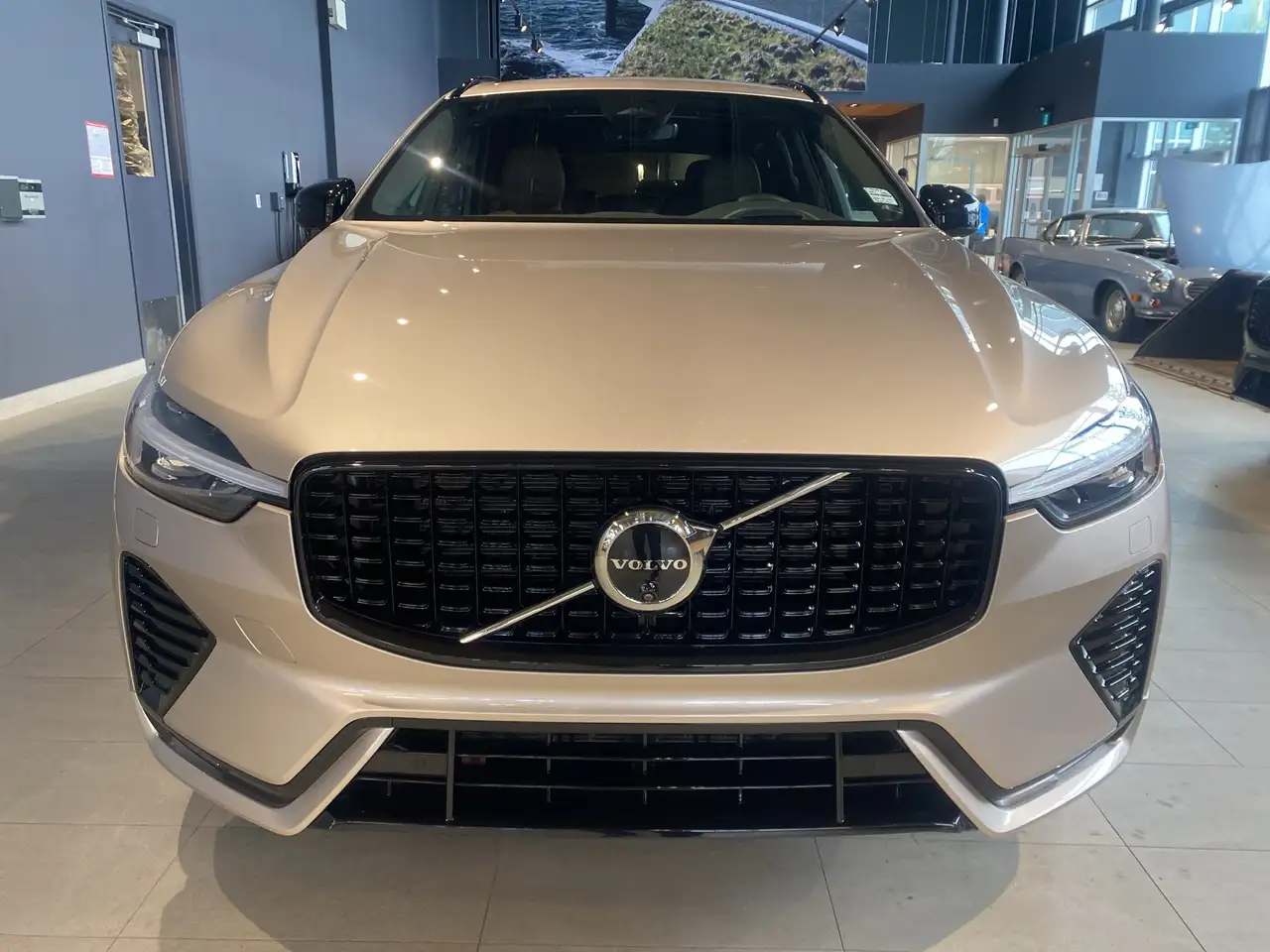Volvo XC60 снимка Volvo XC60