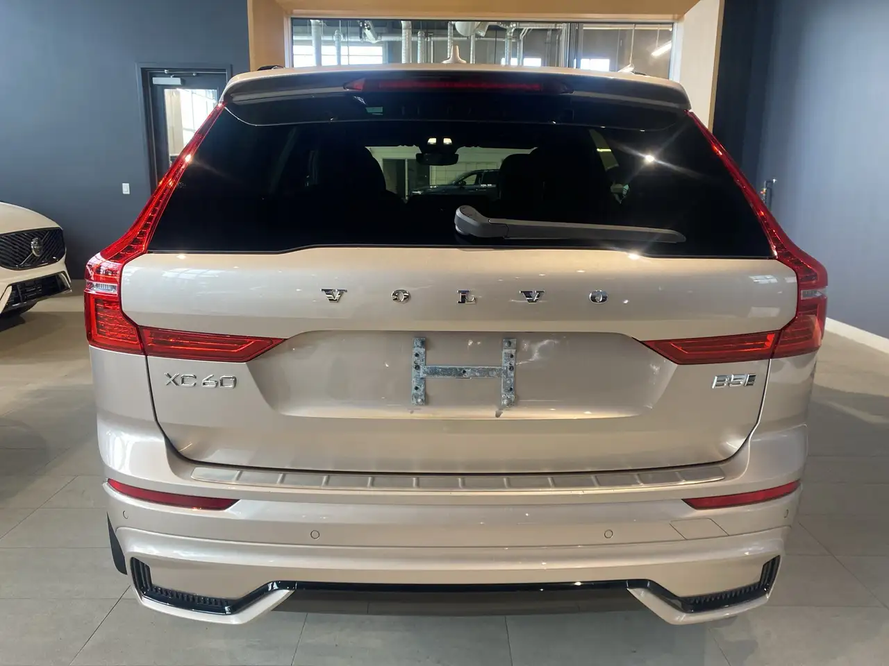 Volvo XC60 снимка Volvo XC60