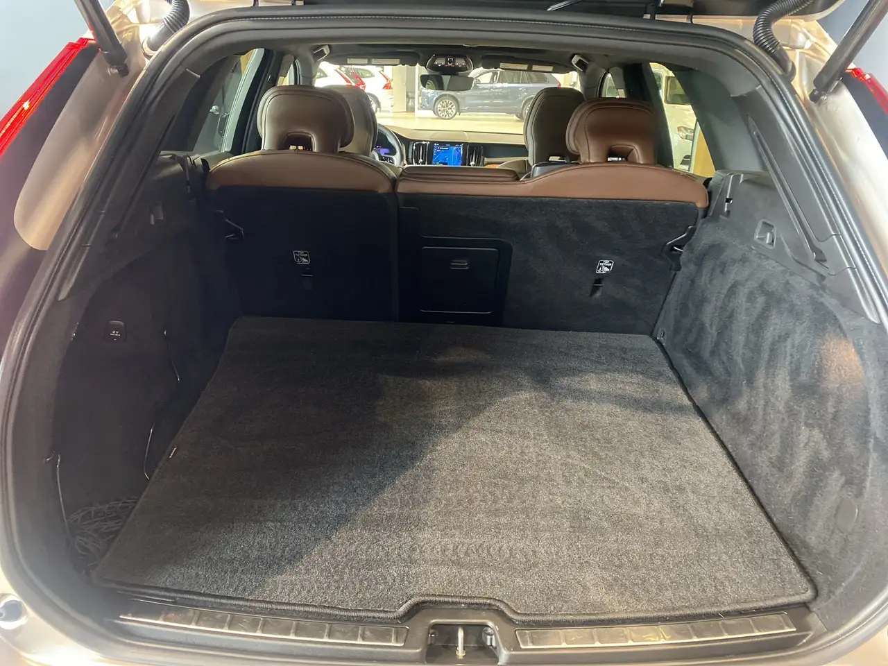 Volvo XC60 снимка Volvo XC60