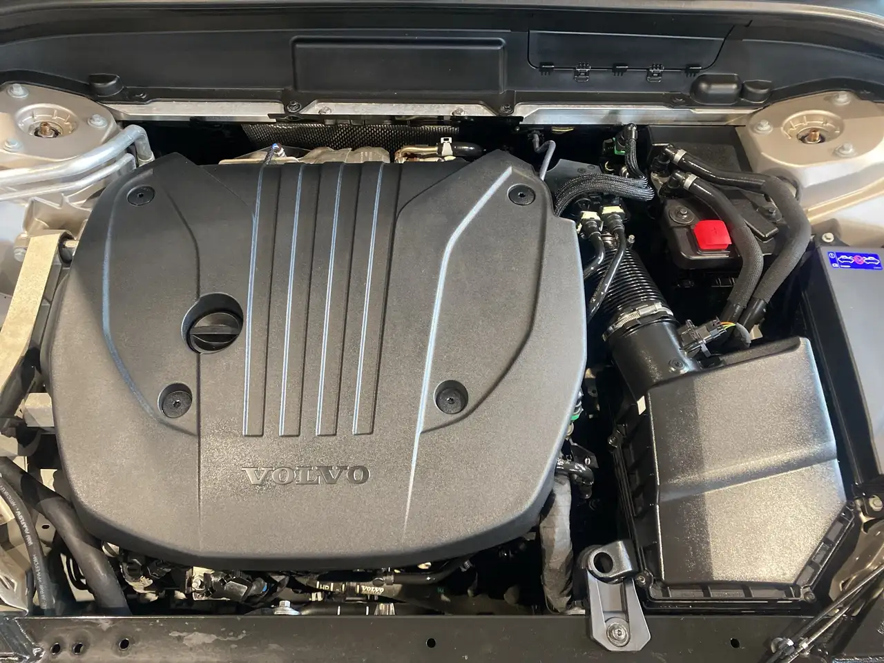 Volvo XC60 снимка Volvo XC60