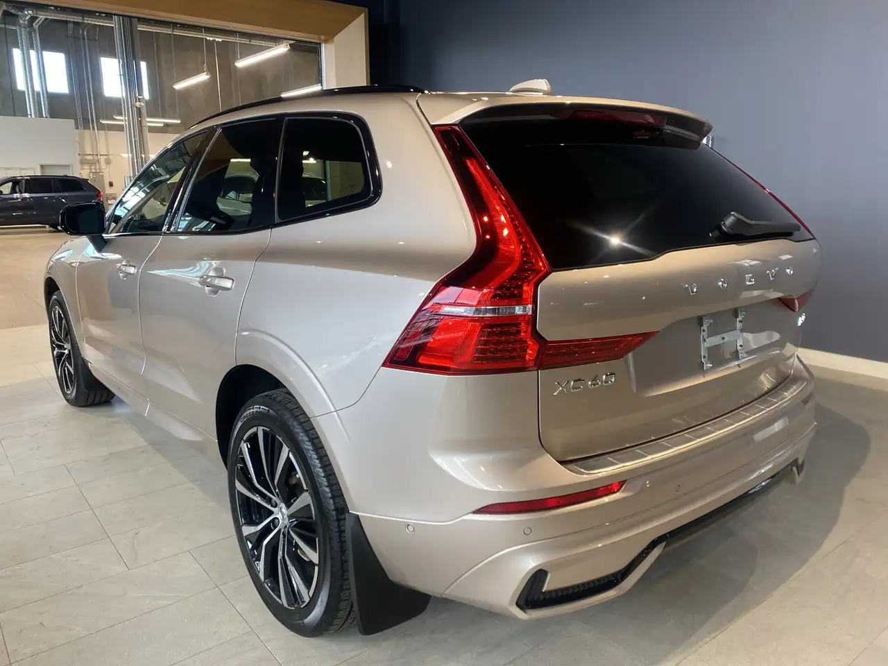 Volvo XC60 снимка Volvo XC60