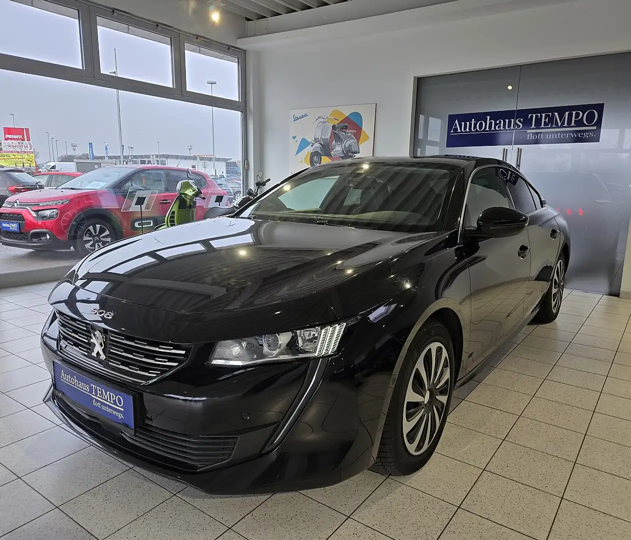 Peugeot 508 1,5 BlueHDi 130 EAT8 S&S Allure Automatik--Rück... Schwarz - 2