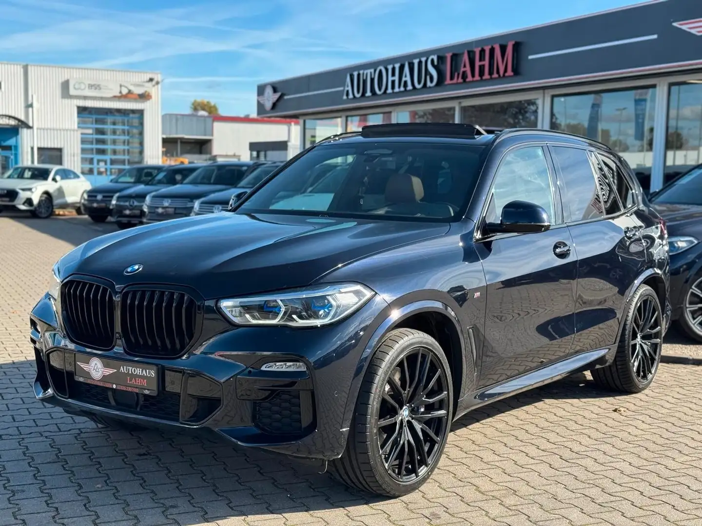 BMW X5 M i"X-DRIVE"MASSAGE"PANO"LASERLICHT"ACC"AHK" Schwarz - 2