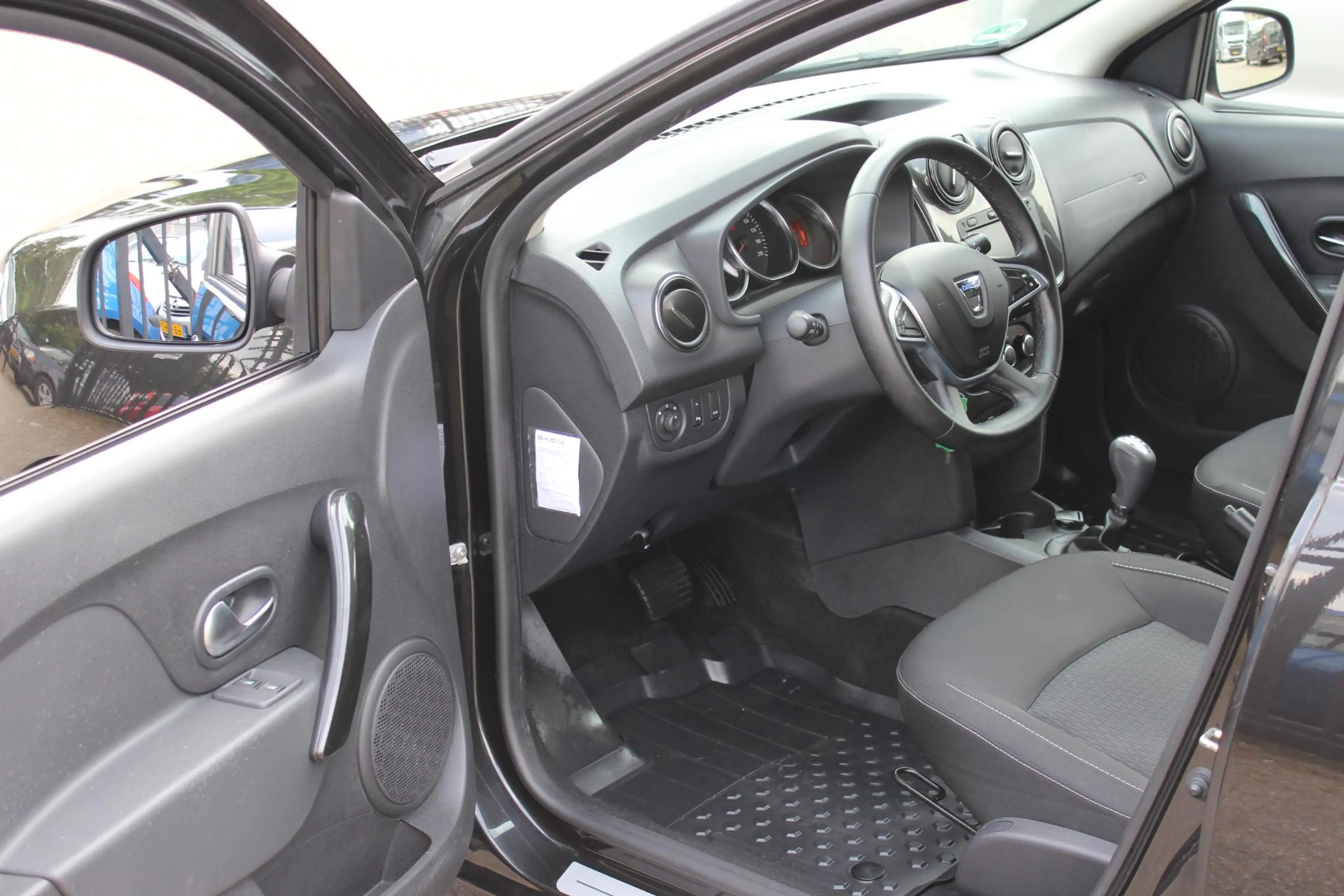 Dacia Logan MCV 0.9 TCe Automaat Laureate — photo 15