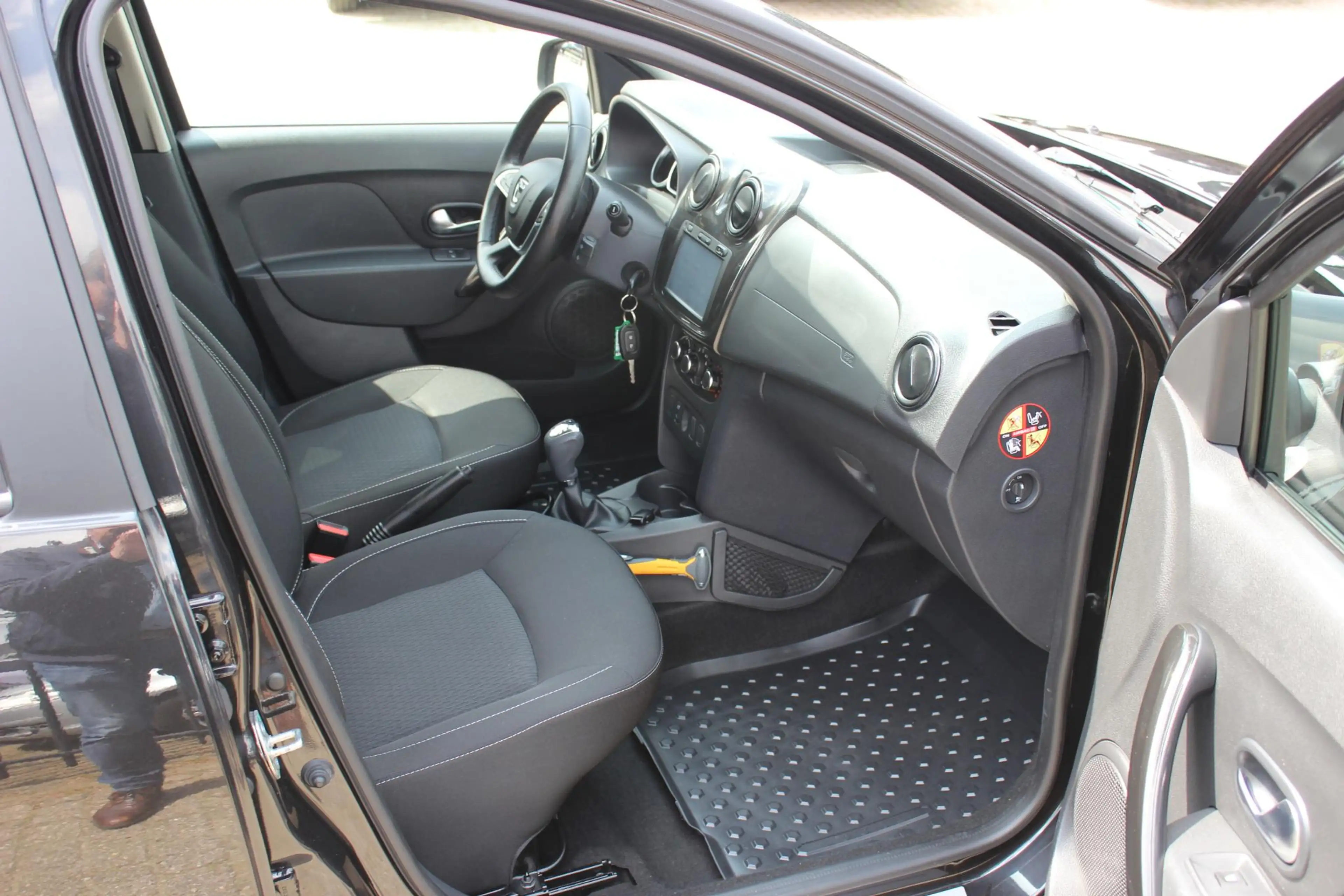 Dacia Logan MCV 0.9 TCe Automaat Laureate — photo 5