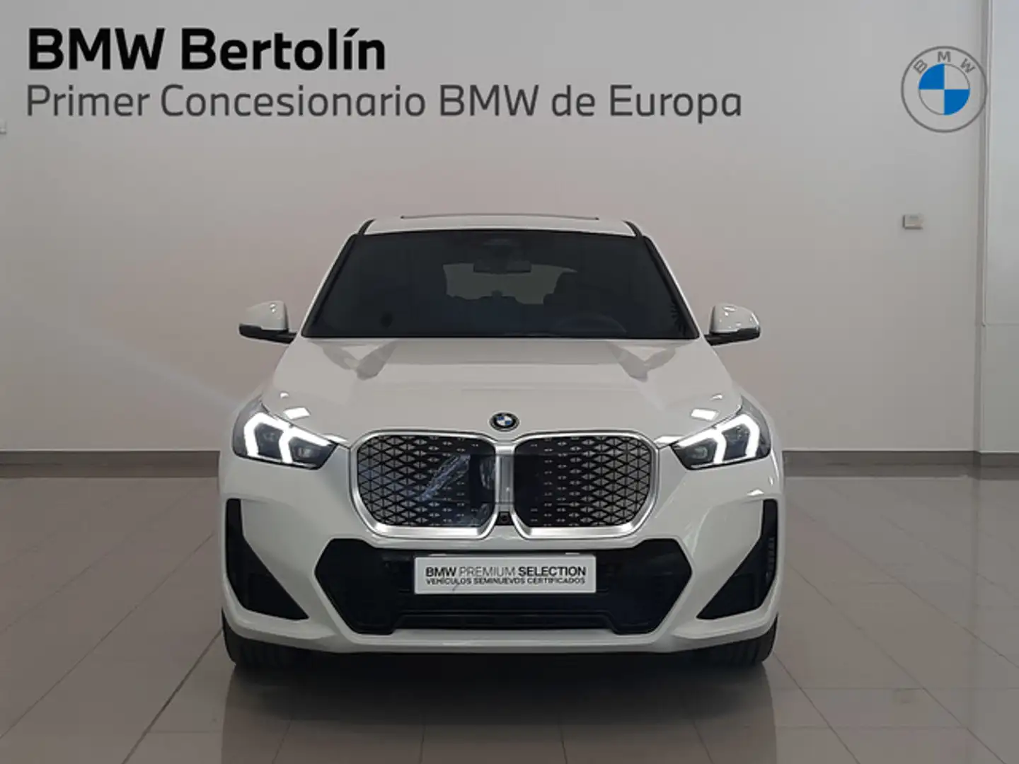 BMW iX1 eDrive20 Bianco - 2
