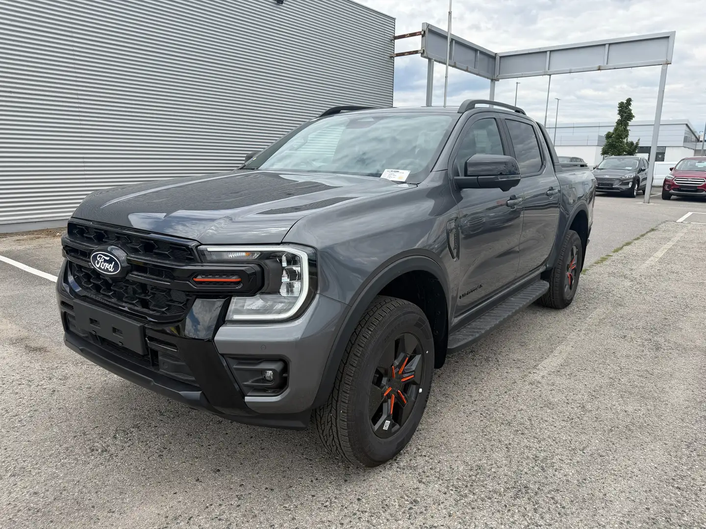 Ford Ranger 2.3 Ecoboost PHEV DK Wildtrak e-4WD Grau - 1